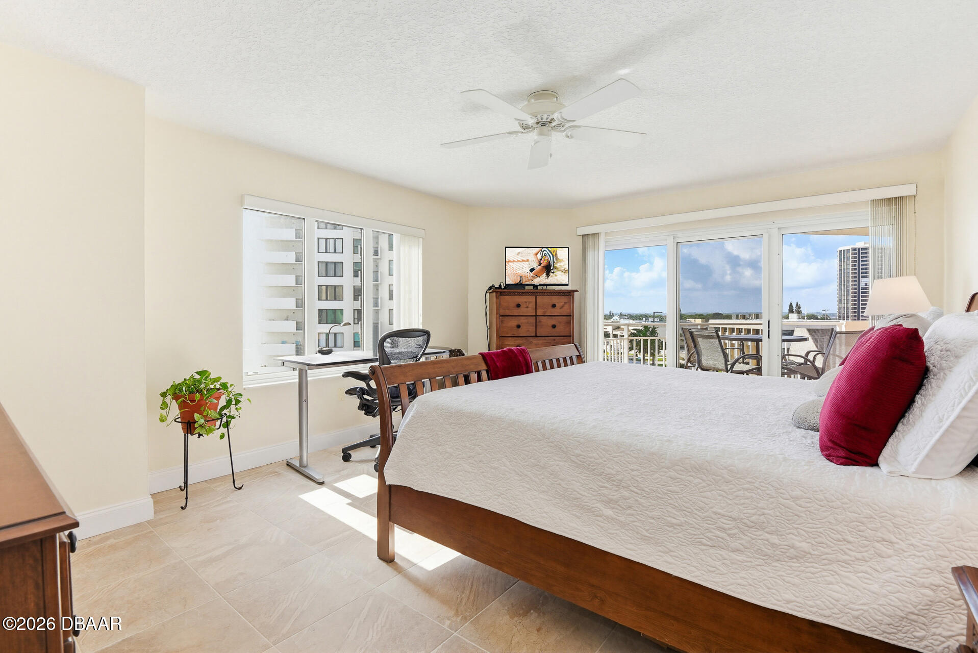 2967 S Atlantic Avenue Unit: 408