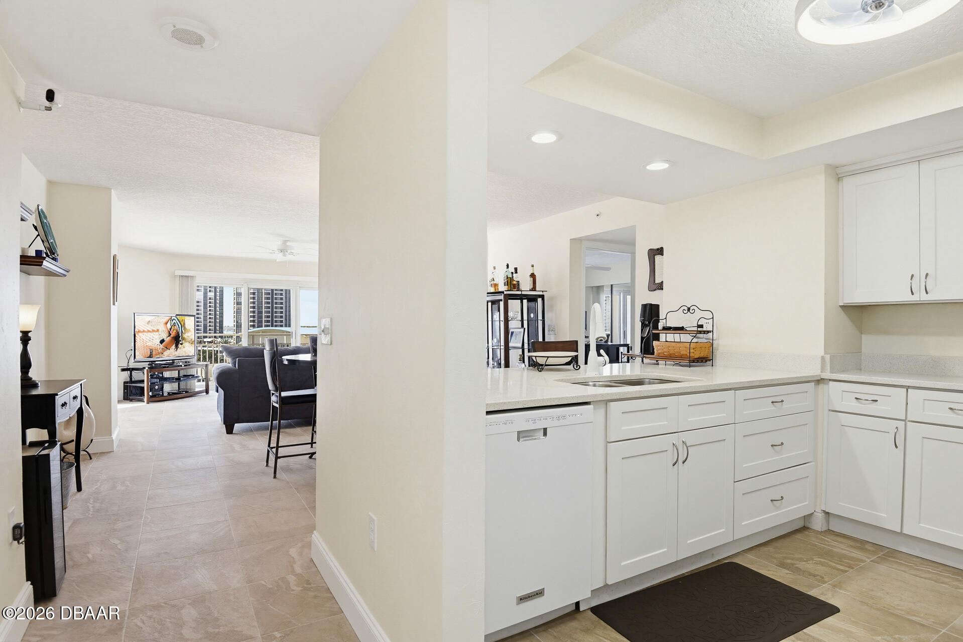 2967 S Atlantic Avenue Unit: 408