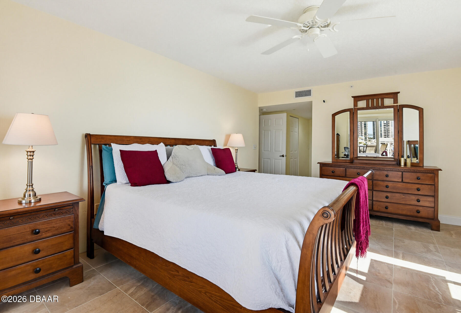 2967 S Atlantic Avenue Unit: 408