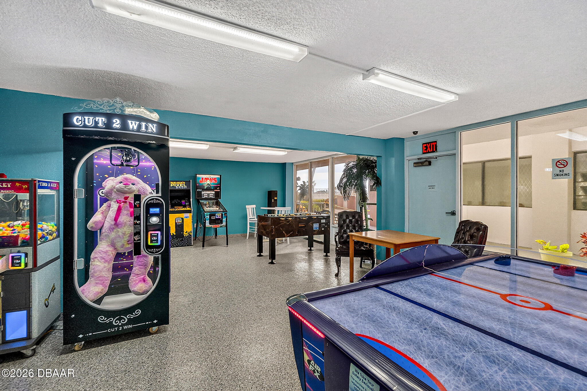 2043 S Atlantic Avenue 718