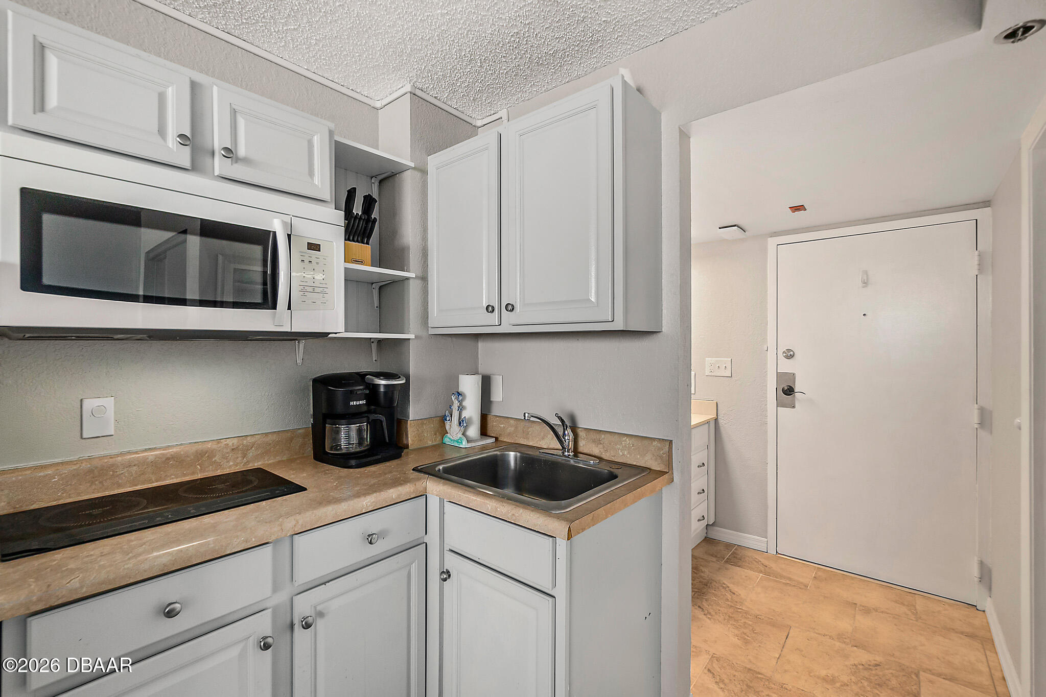 2043 S Atlantic Avenue 718