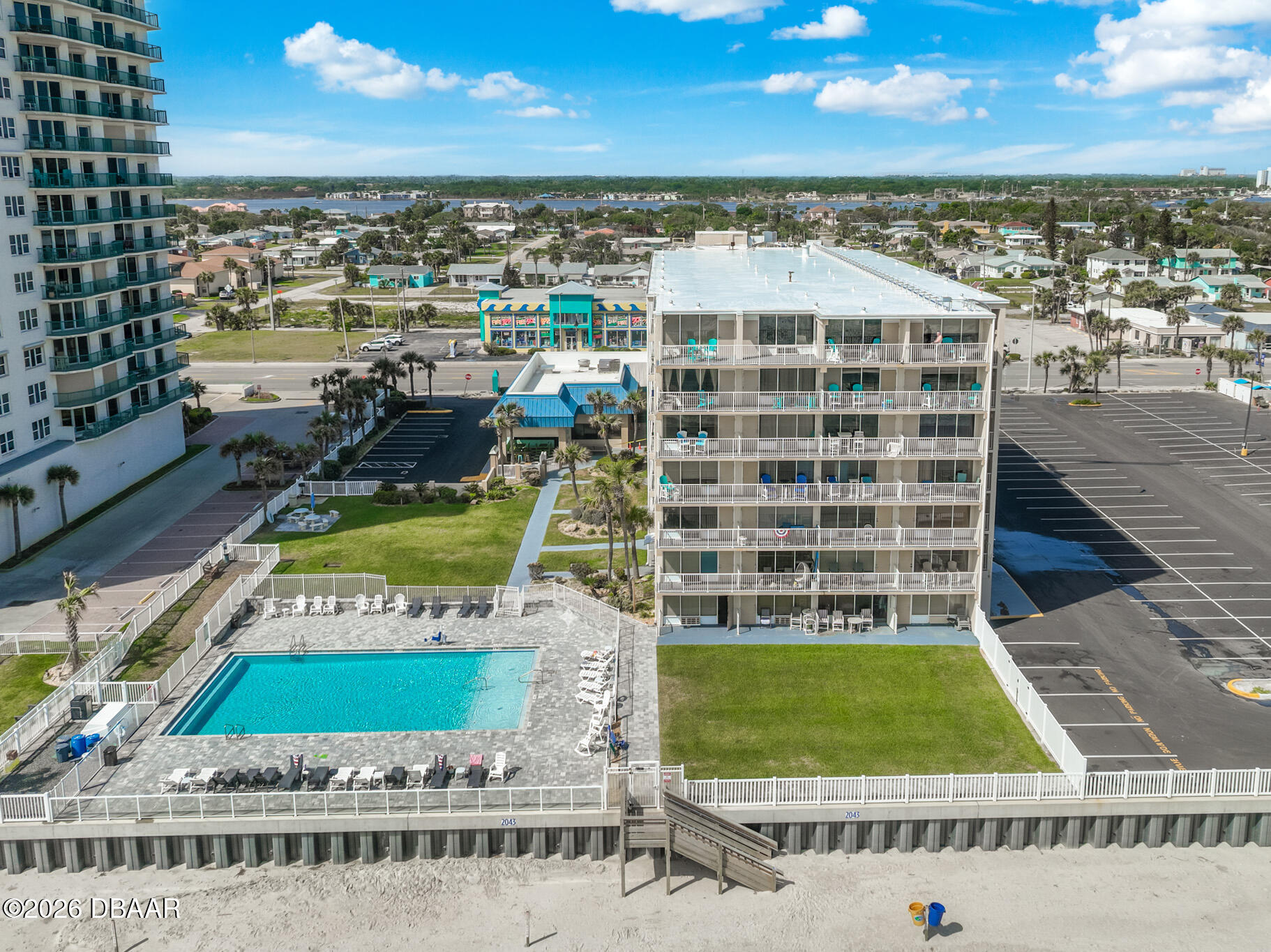 2043 S Atlantic Avenue 718