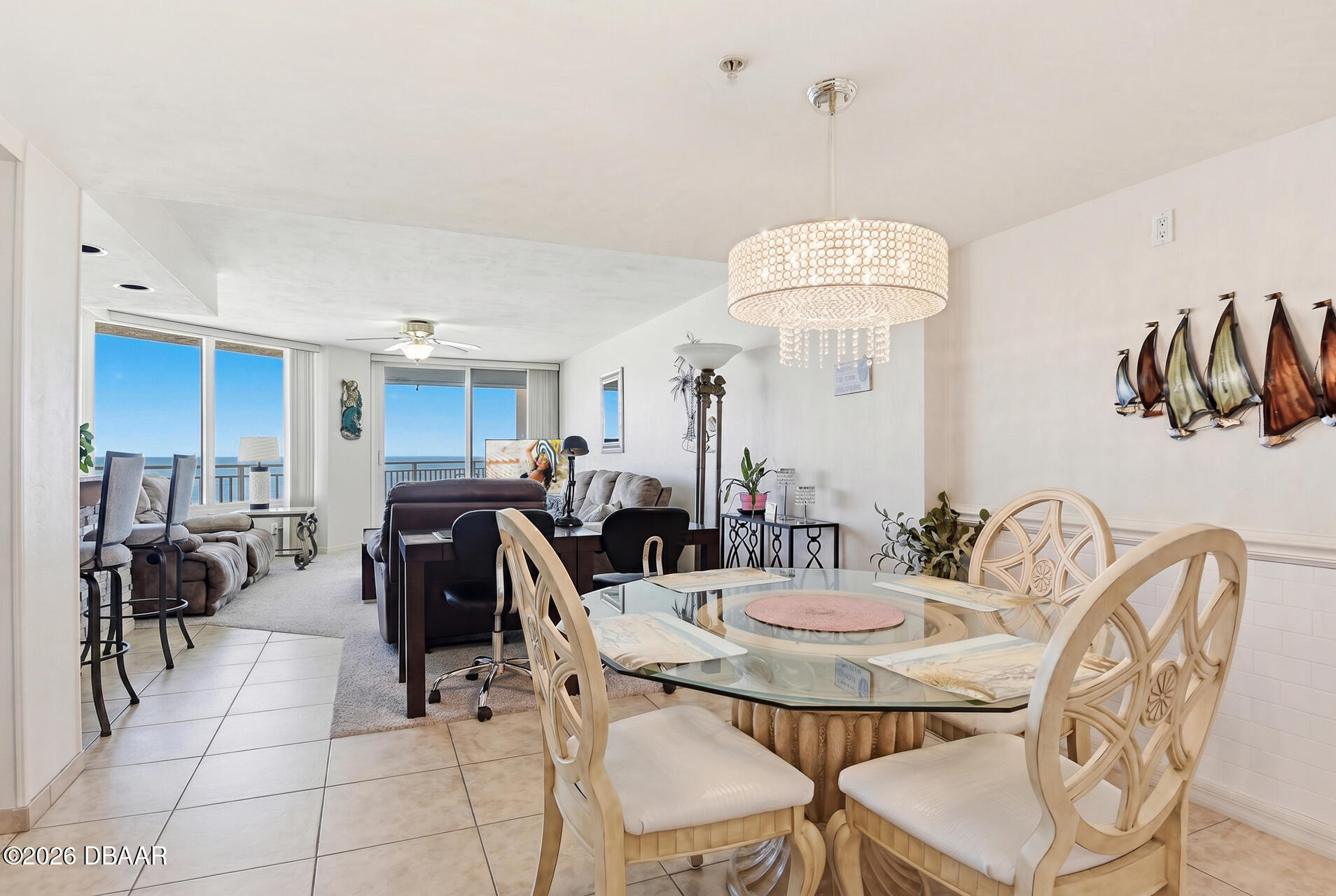 2545 S Atlantic Avenue Unit: 601