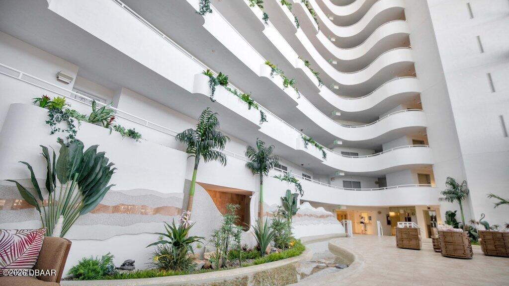 2545 S Atlantic Avenue Unit: 601