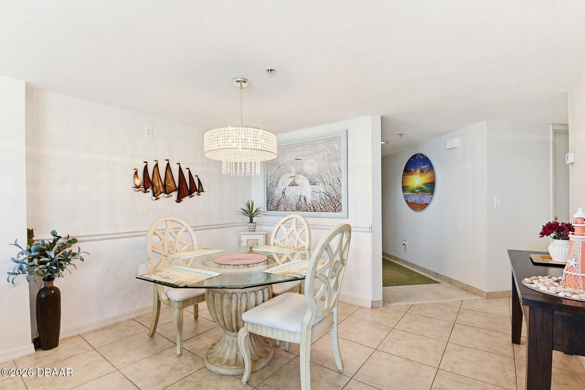 2545 S Atlantic Avenue Unit: 601