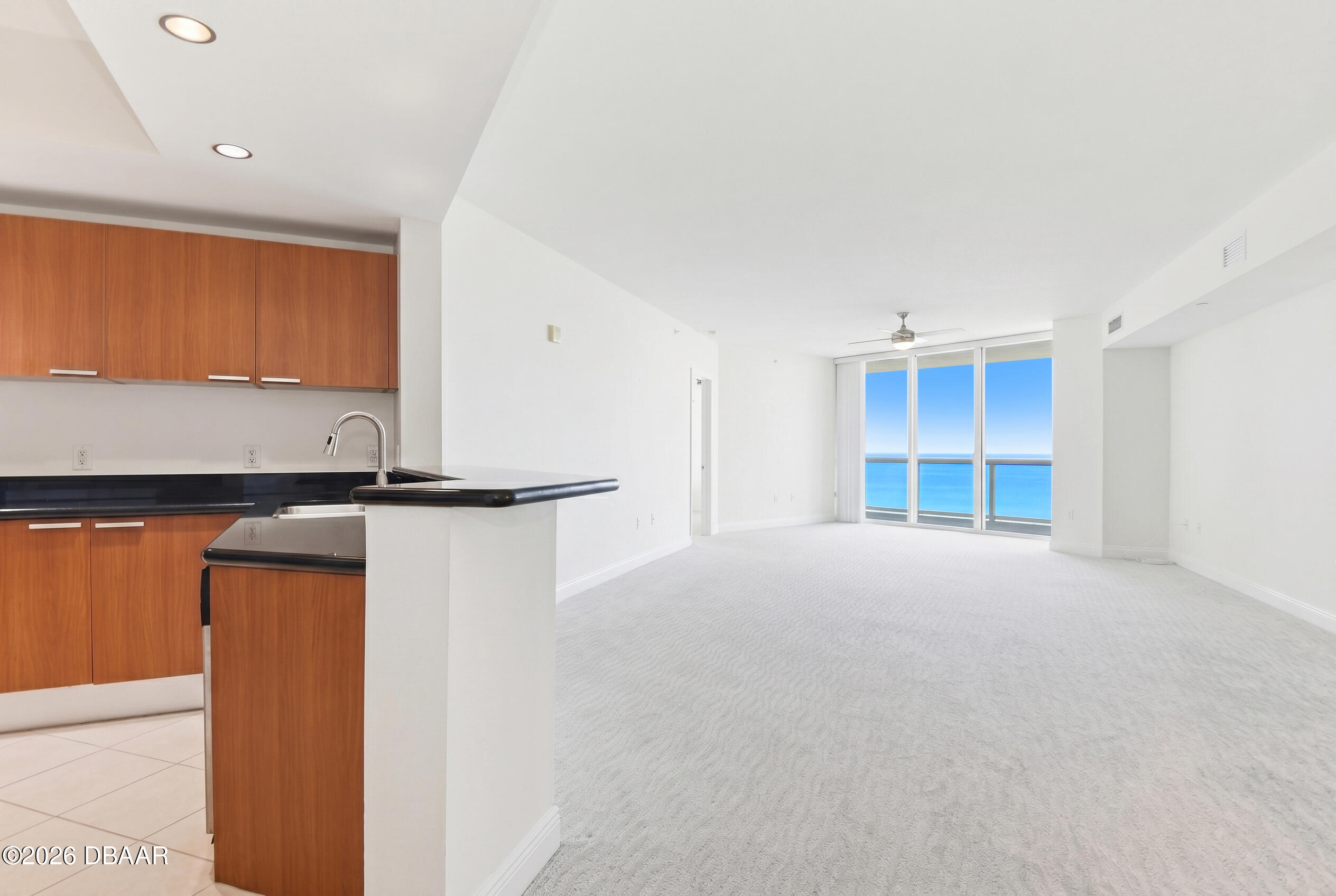 241 Riverside Drive Unit: 1604