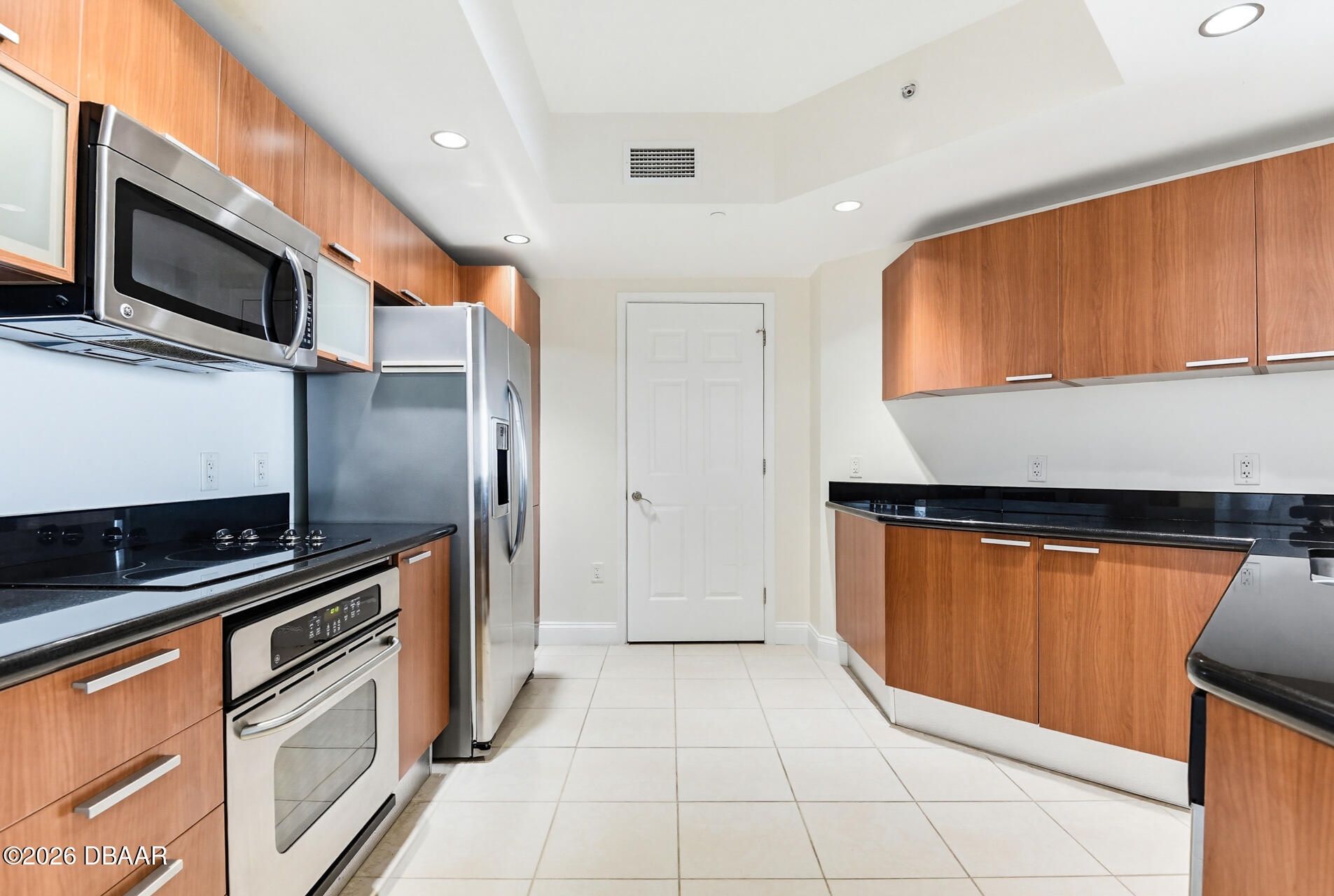 241 Riverside Drive Unit: 1604