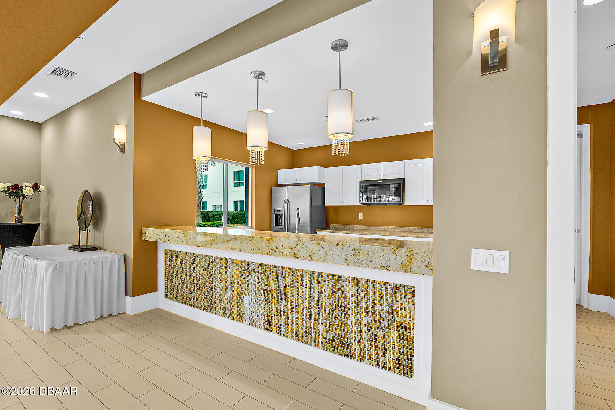 241 Riverside Drive Unit: 1604