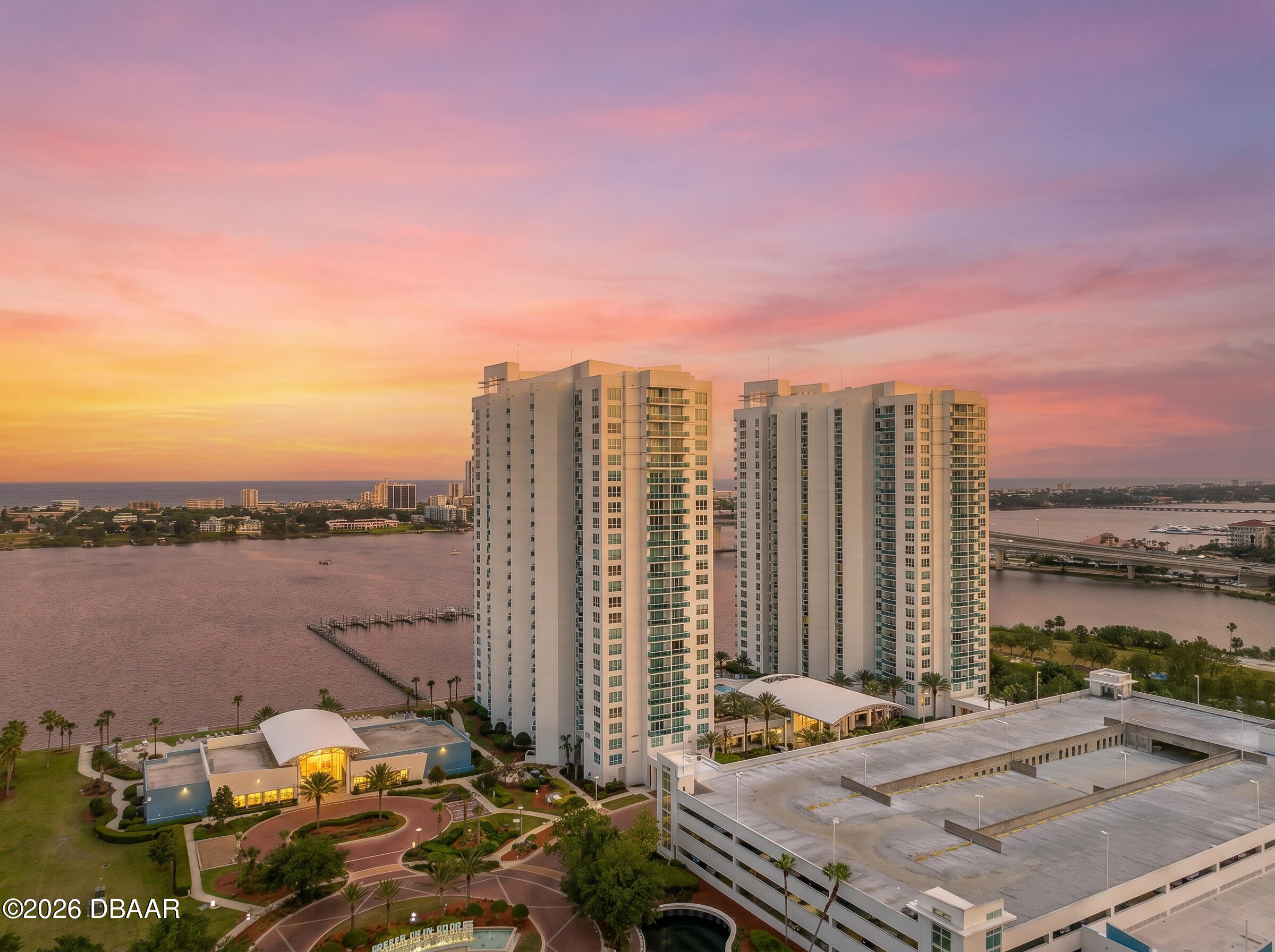 241 Riverside Drive Unit: 1604