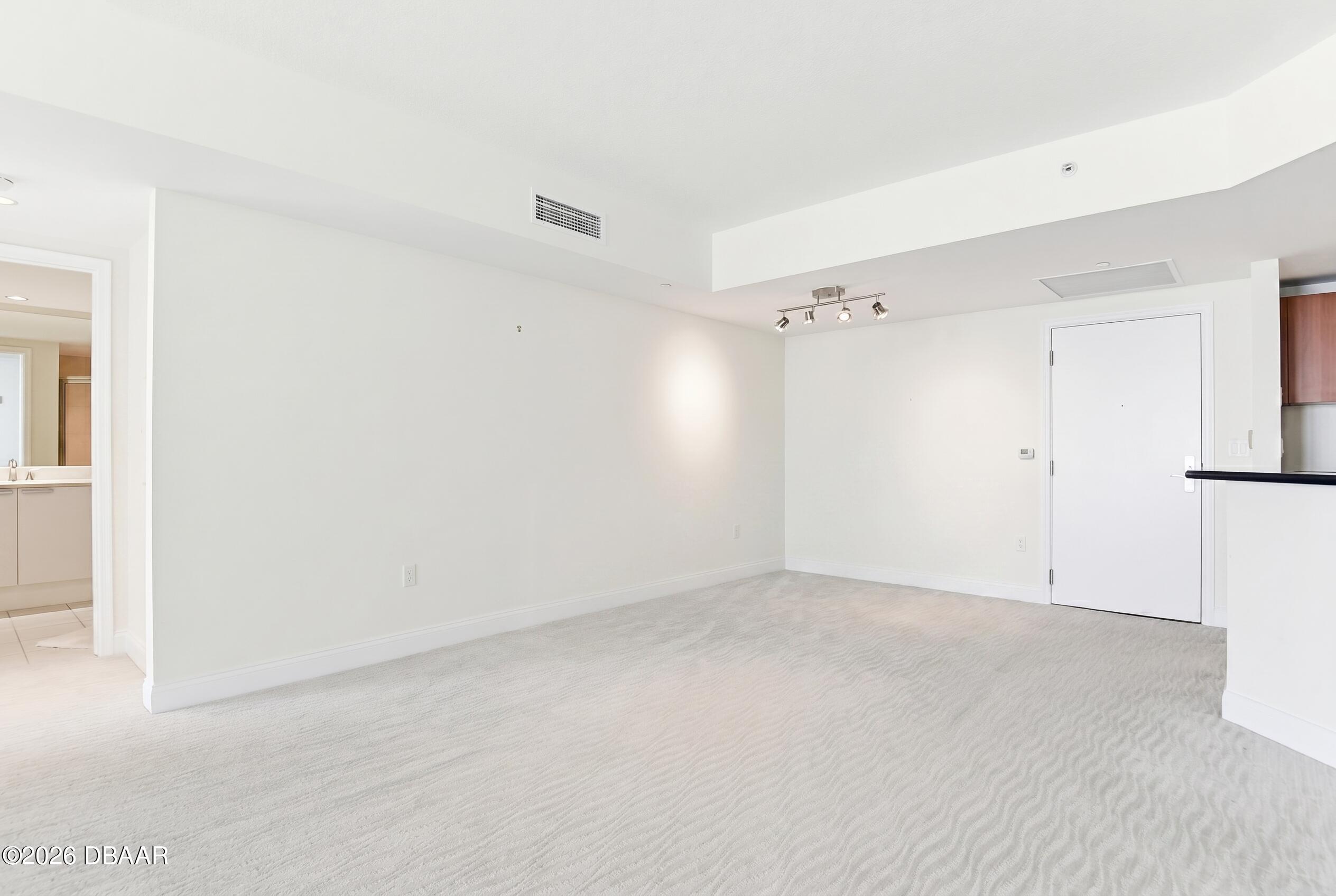 241 Riverside Drive Unit: 1604