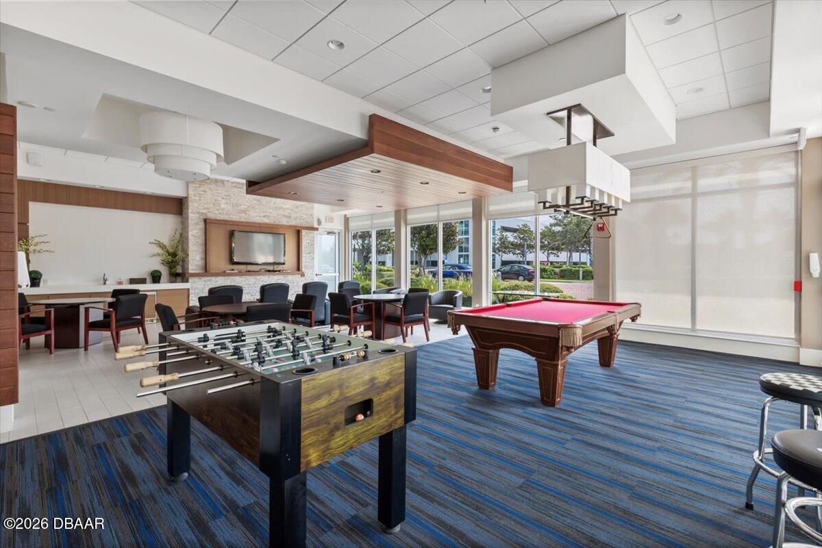 241 Riverside Drive Unit: 1604