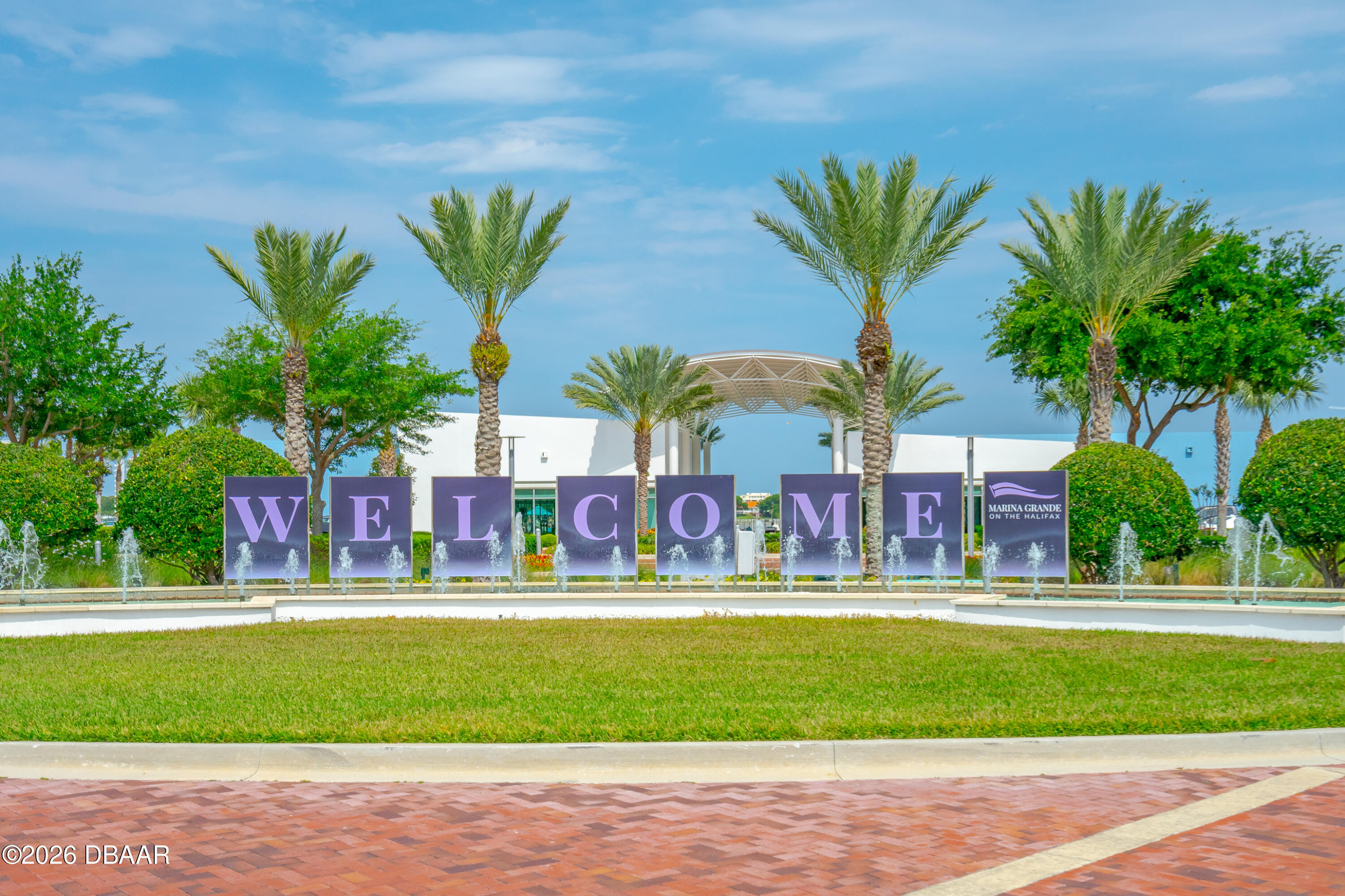 241 Riverside Drive Unit: 1604