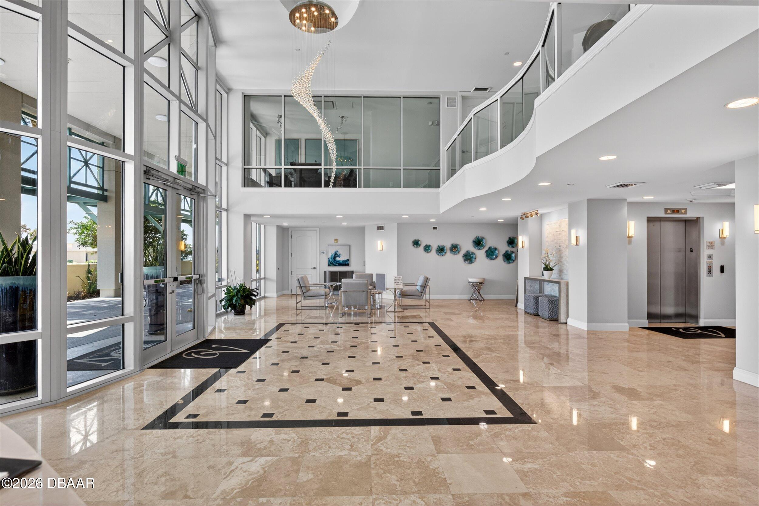 3703 S Atlantic Avenue Unit: 204