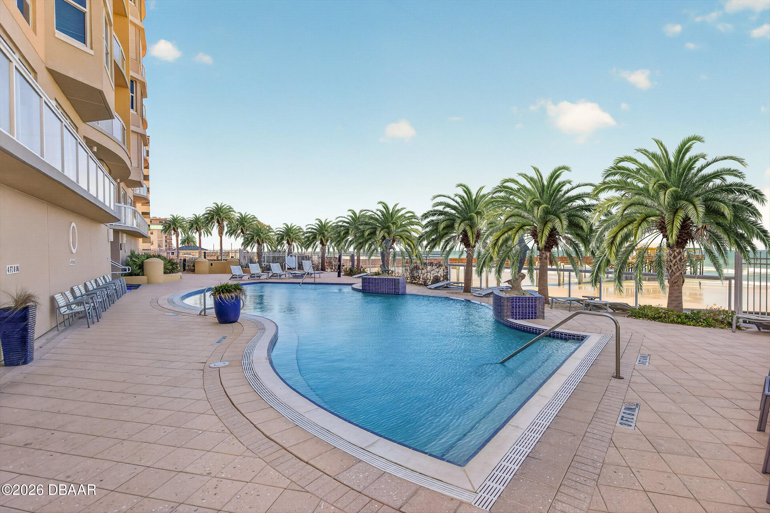 3703 S Atlantic Avenue Unit: 204