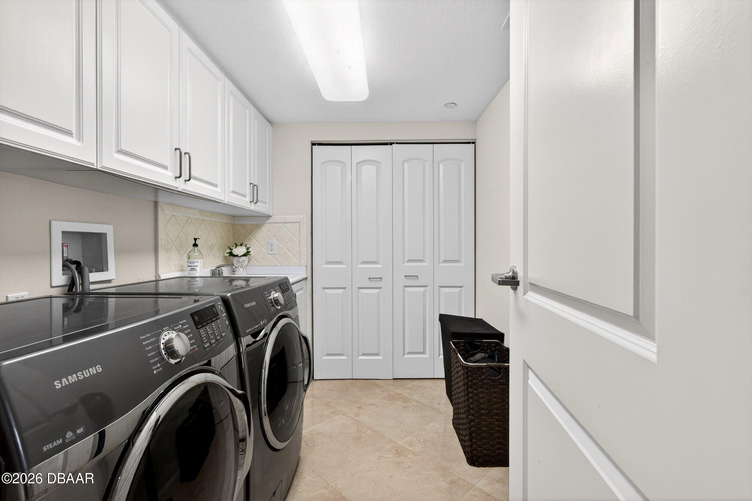 3703 S Atlantic Avenue Unit: 204