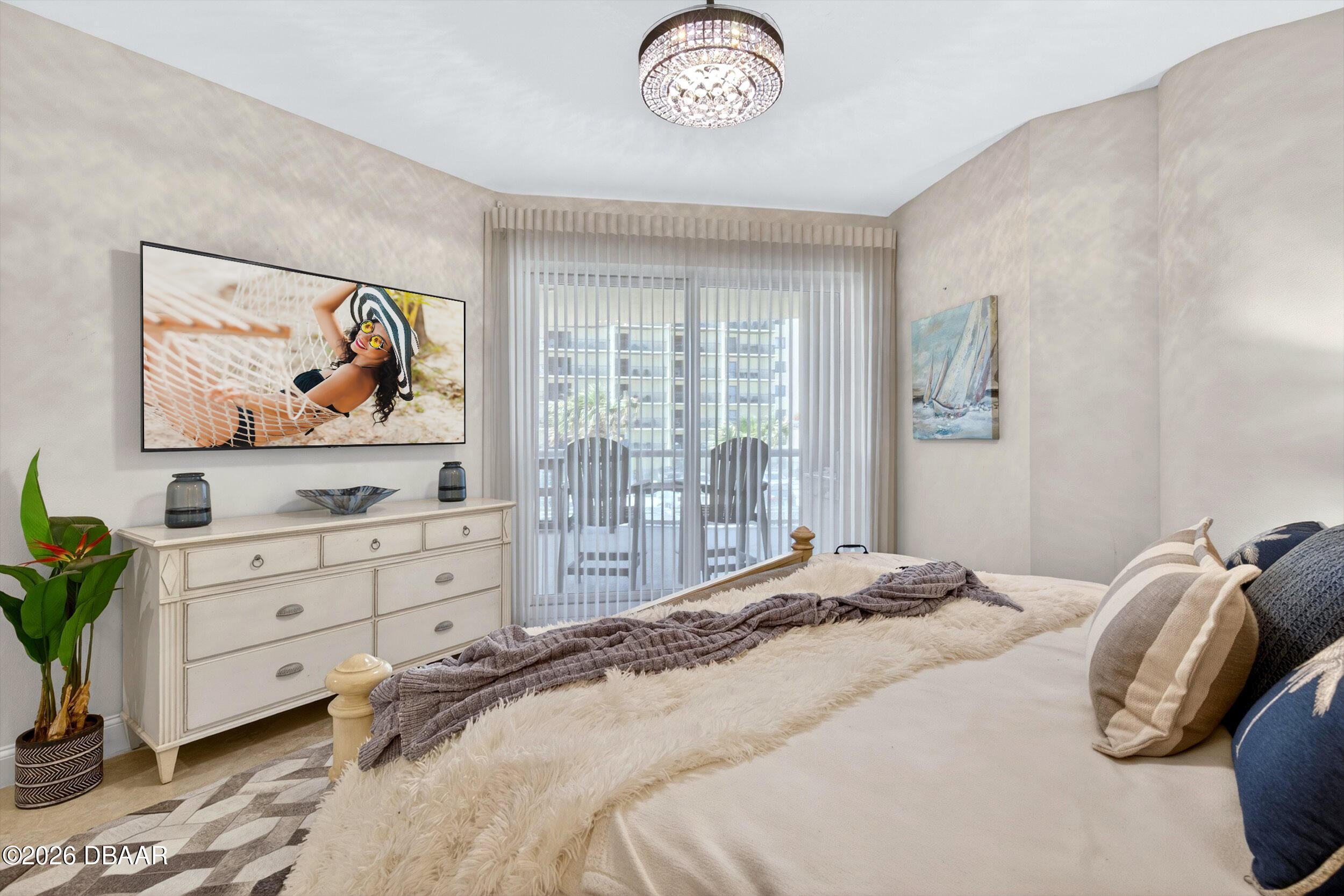 3703 S Atlantic Avenue Unit: 204