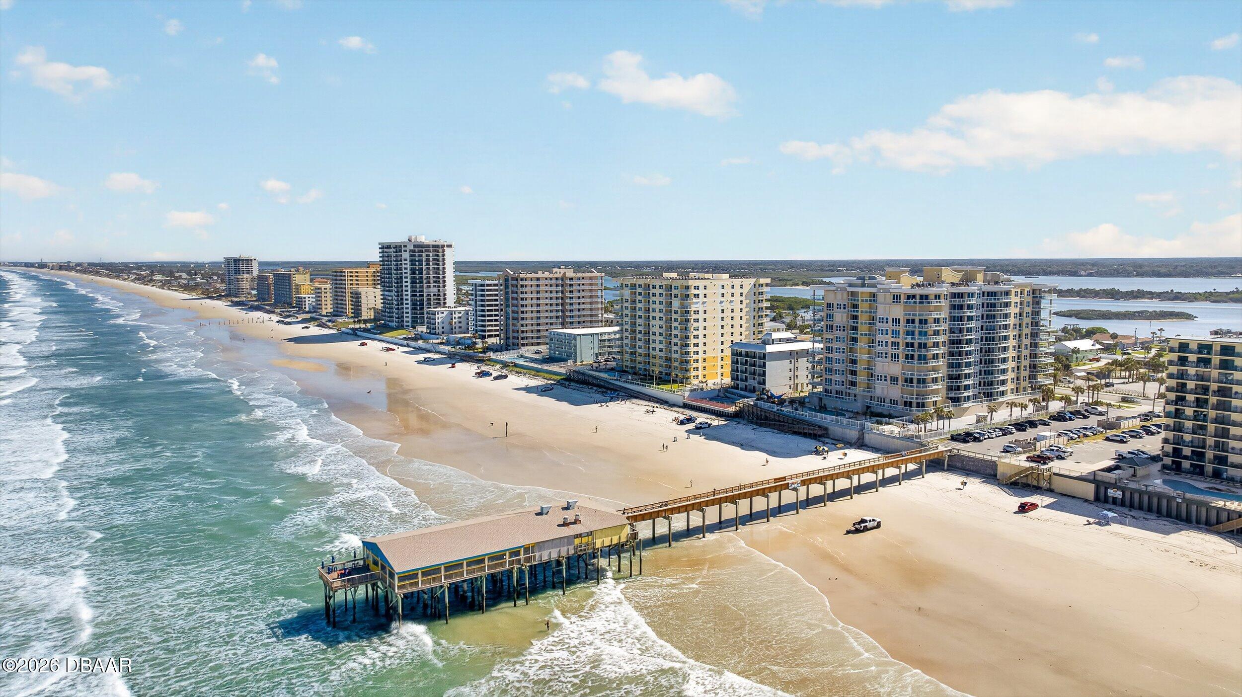 3703 S Atlantic Avenue Unit: 204