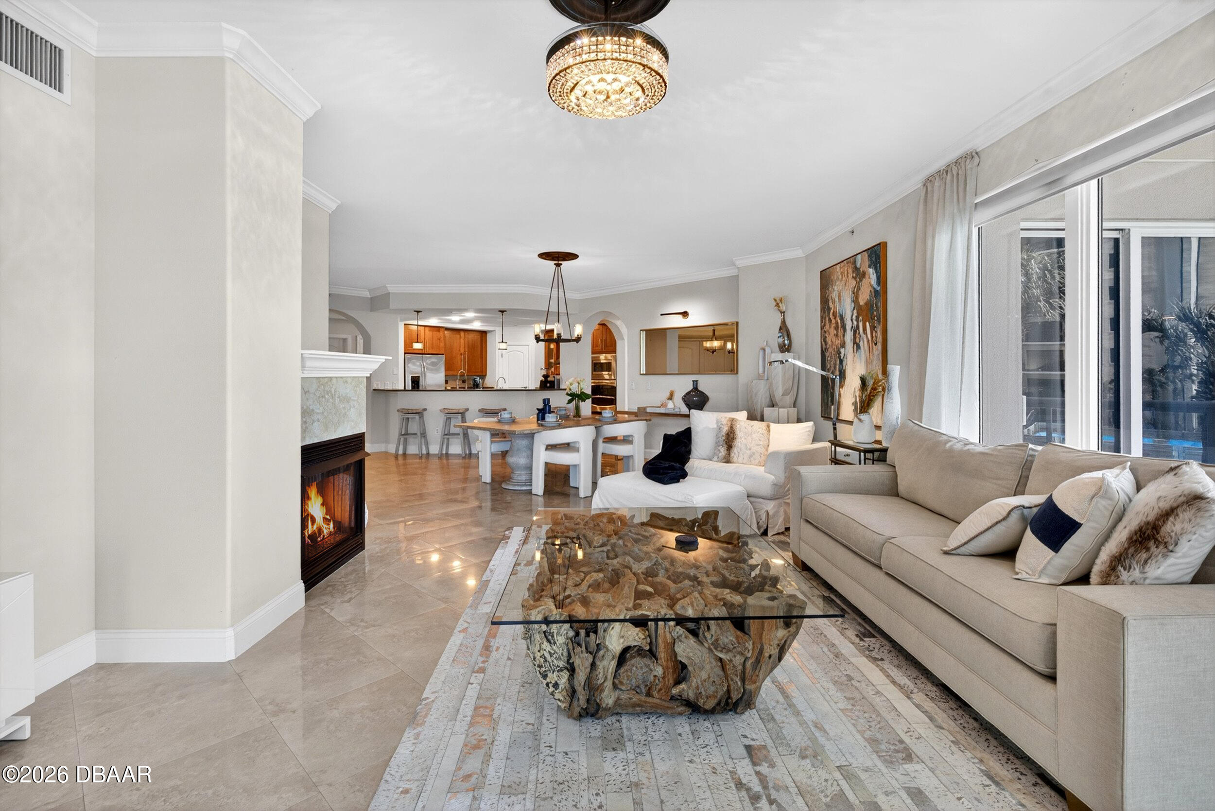 3703 S Atlantic Avenue Unit: 204