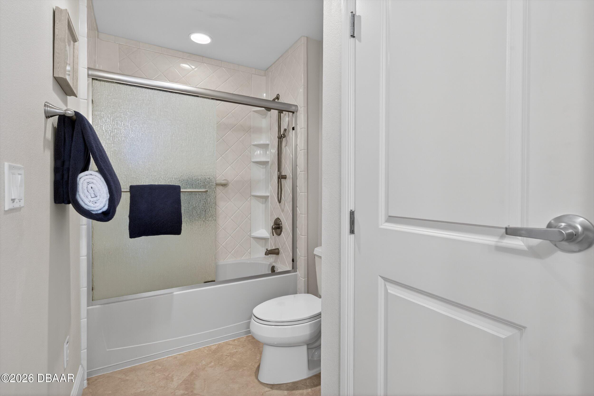 3703 S Atlantic Avenue Unit: 204