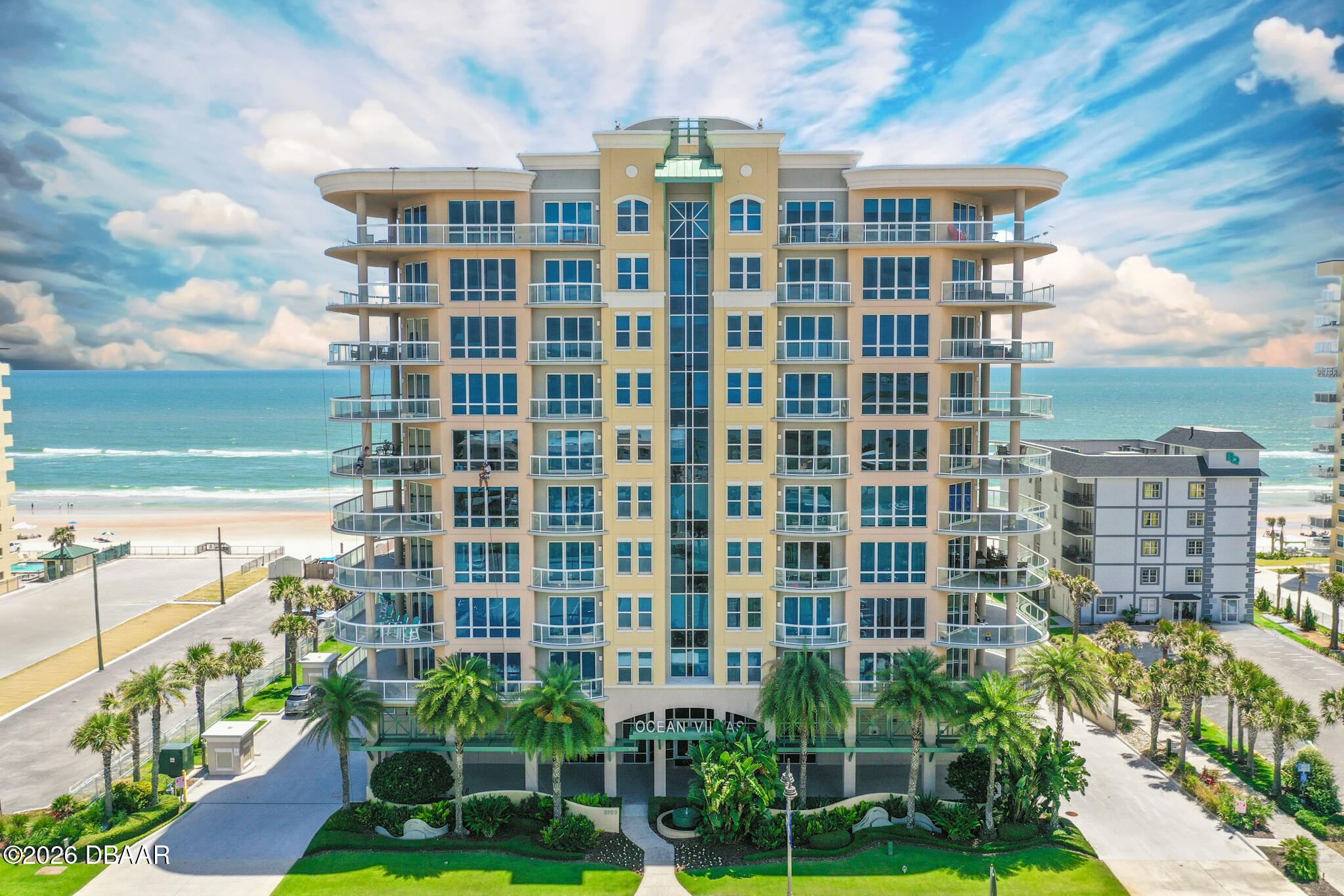 3703 S Atlantic Avenue Unit: 204