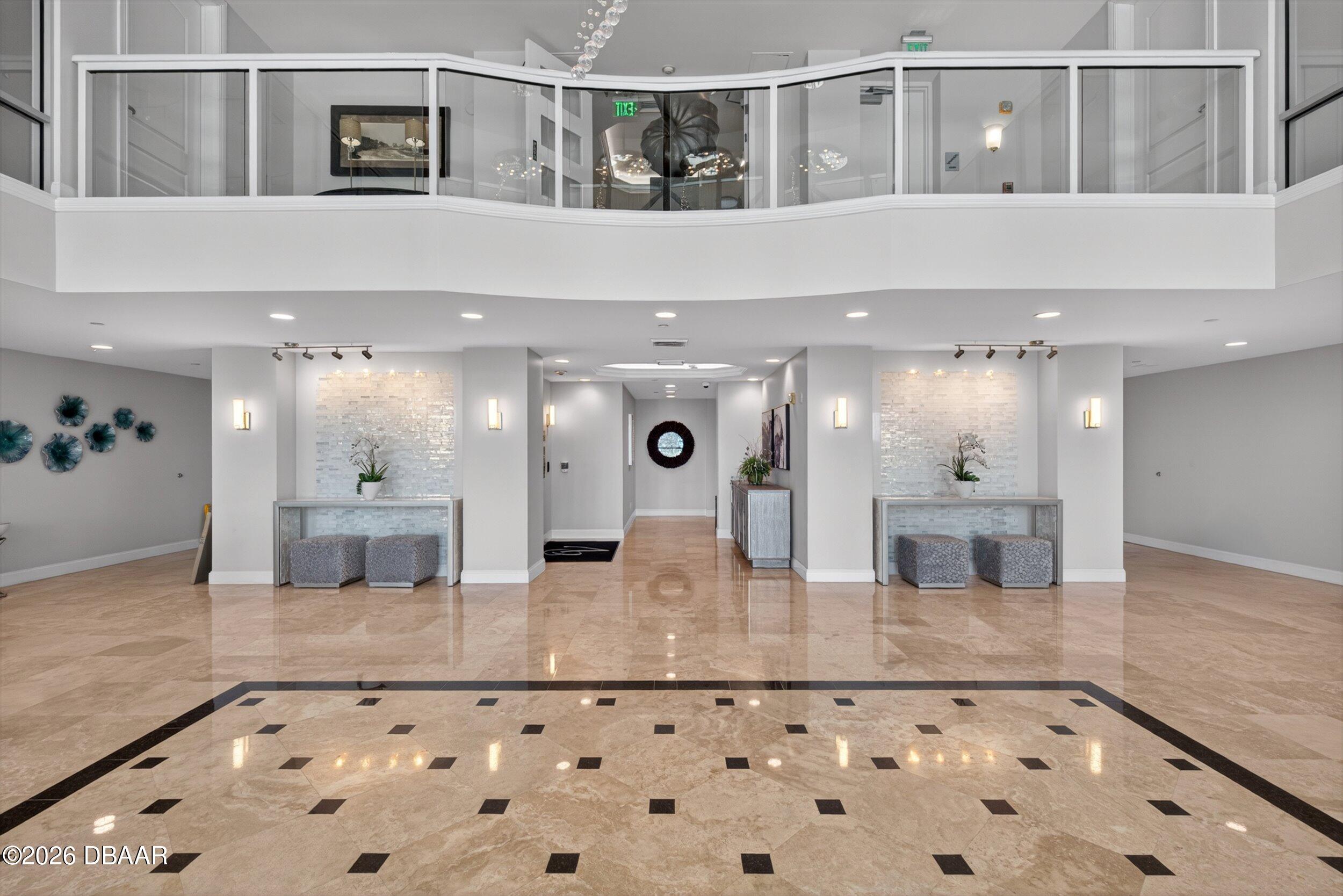 3703 S Atlantic Avenue Unit: 204