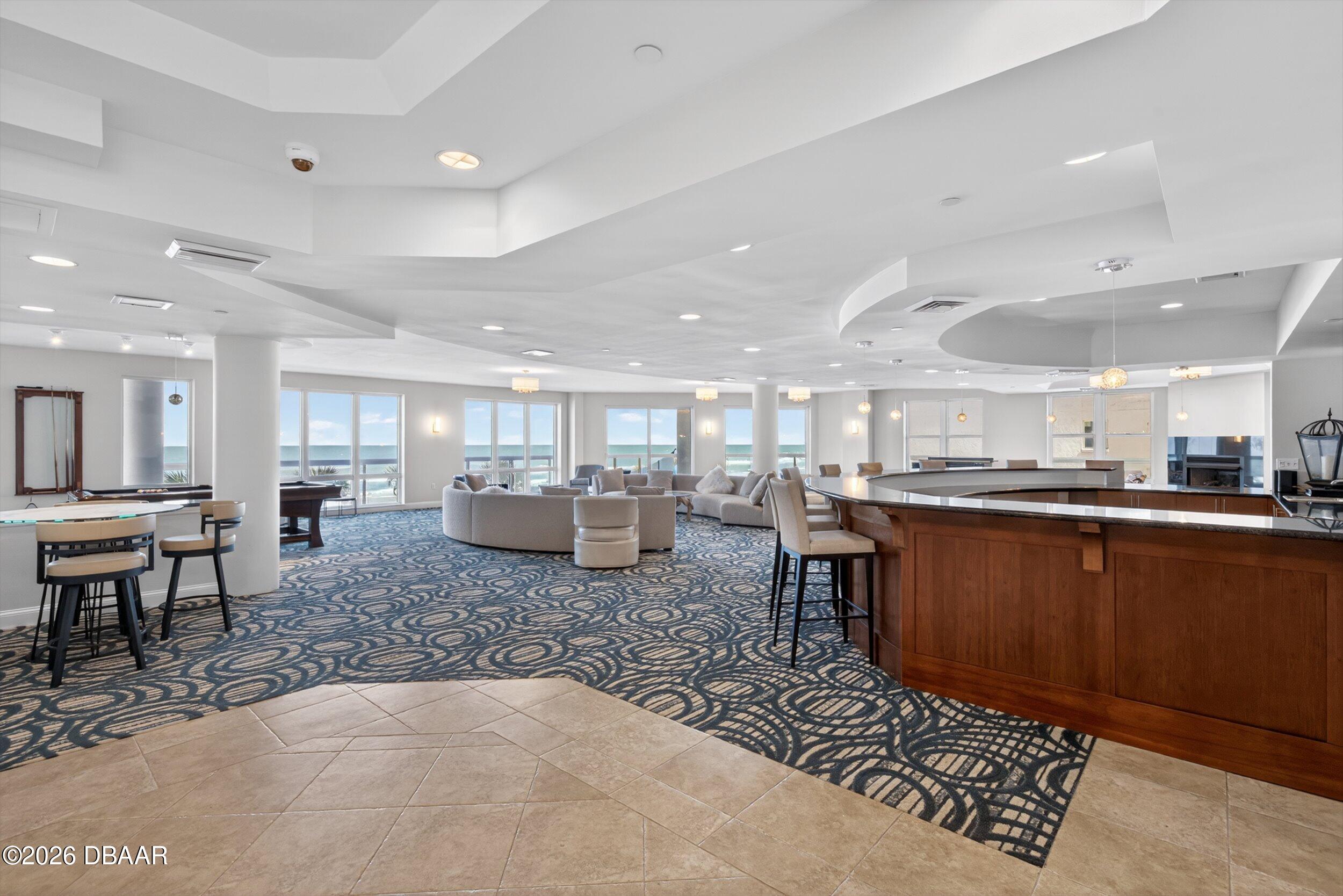 3703 S Atlantic Avenue Unit: 204