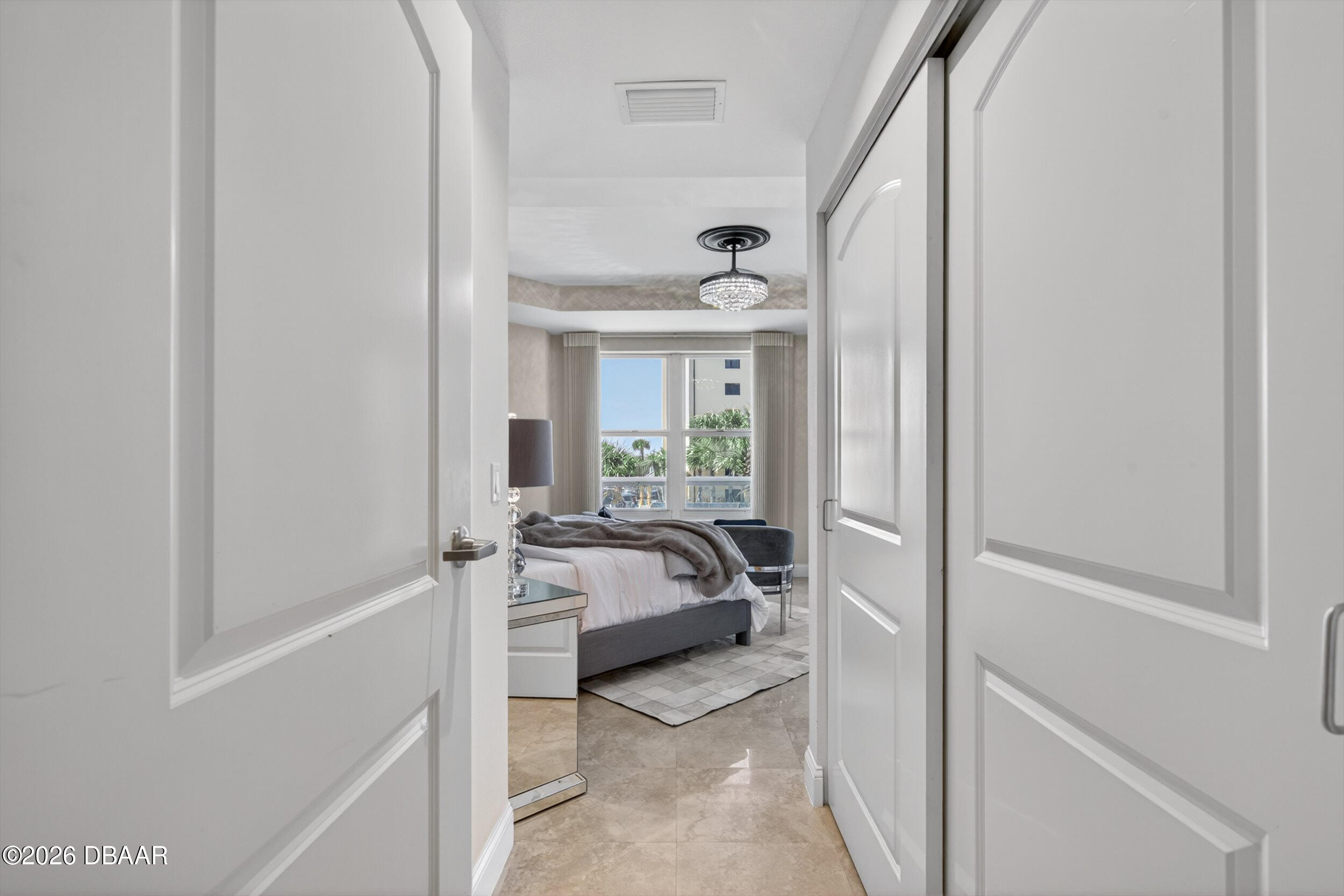 3703 S Atlantic Avenue Unit: 204