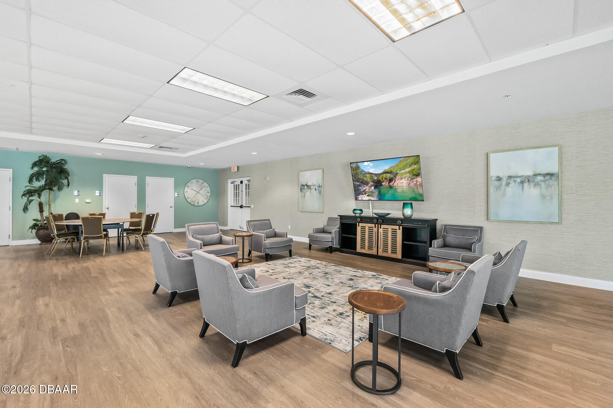 2 Oceans West Boulevard Unit: 1702