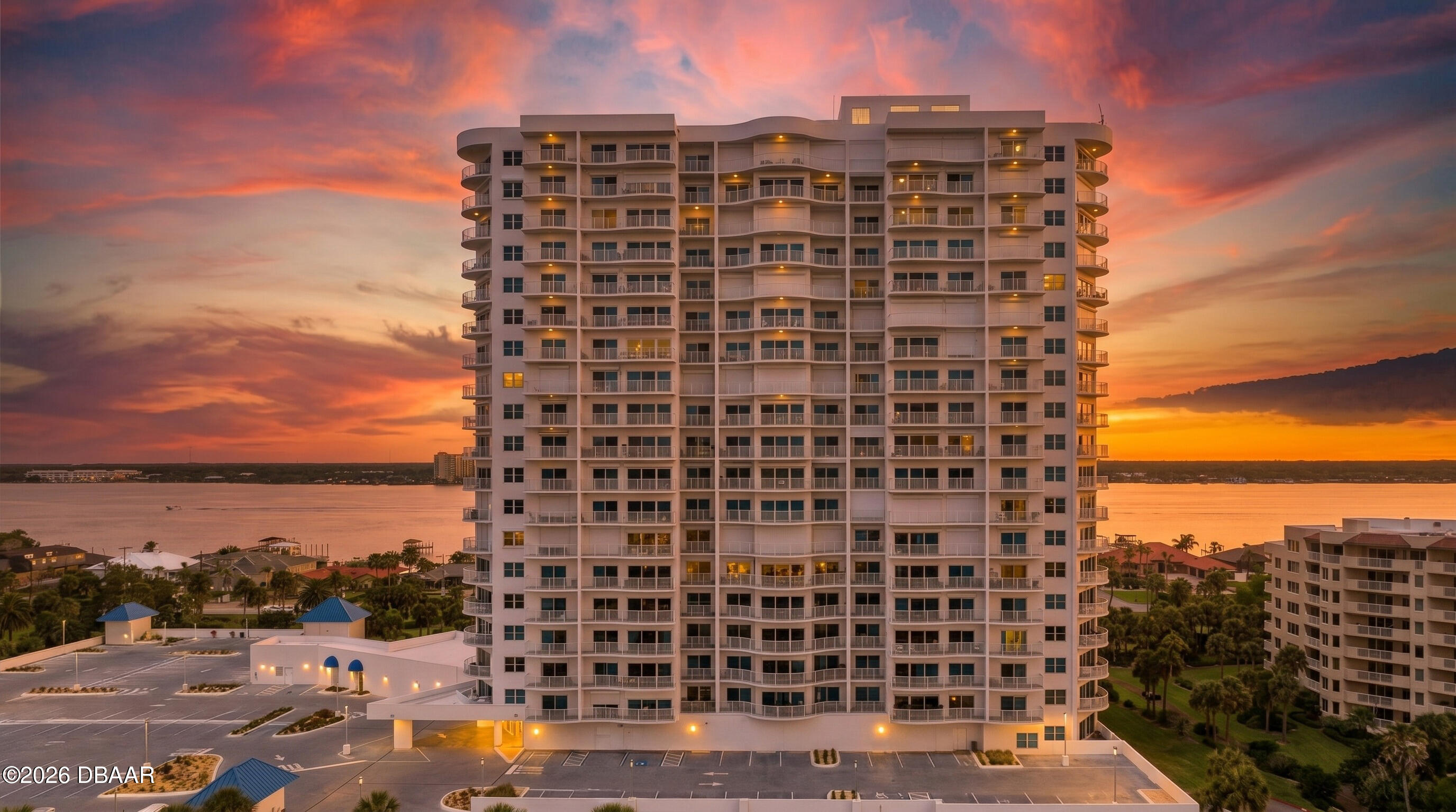 2 Oceans West Boulevard Unit: 1702