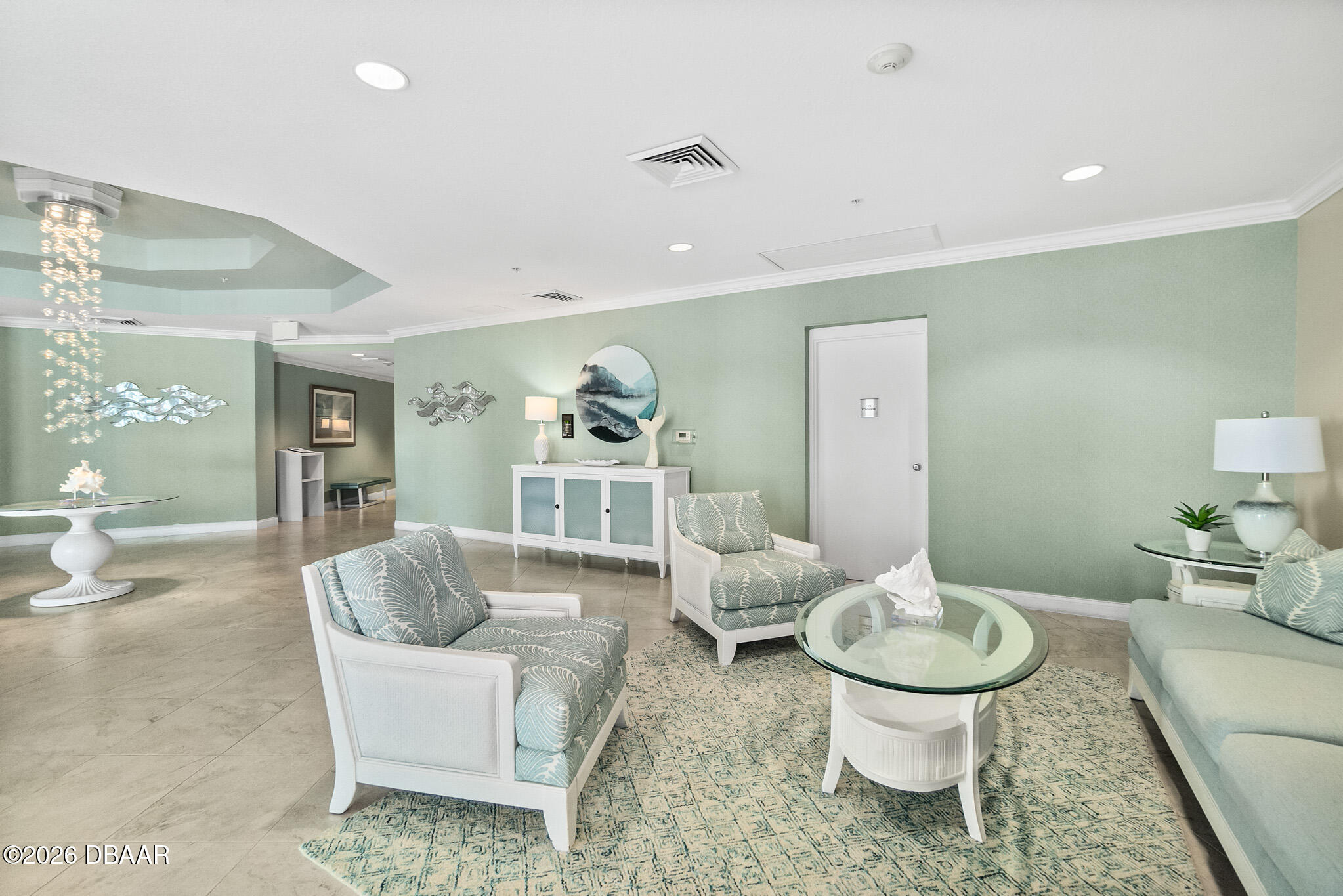 2 Oceans West Boulevard Unit: 1702