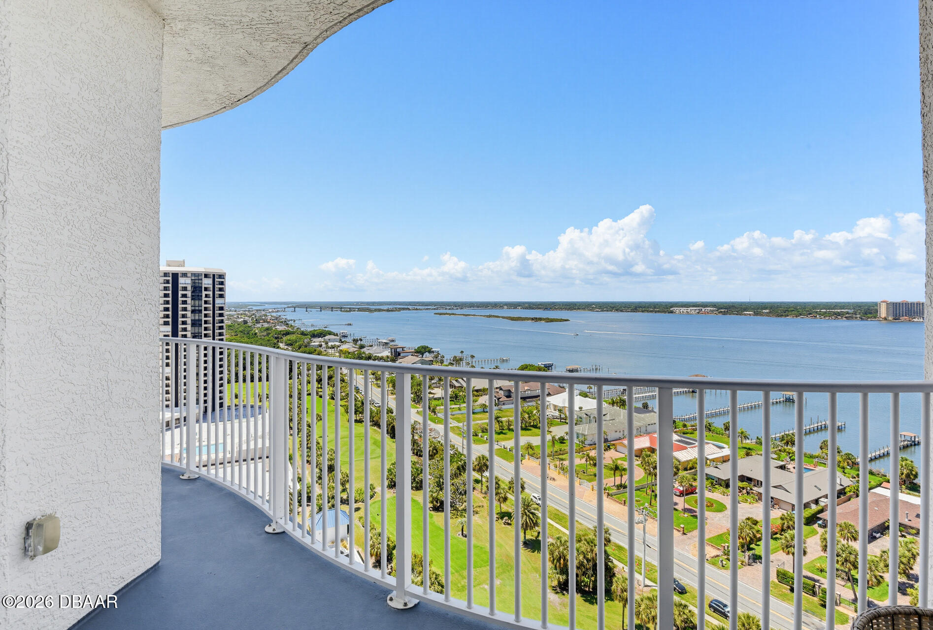 2 Oceans West Boulevard Unit: 1702