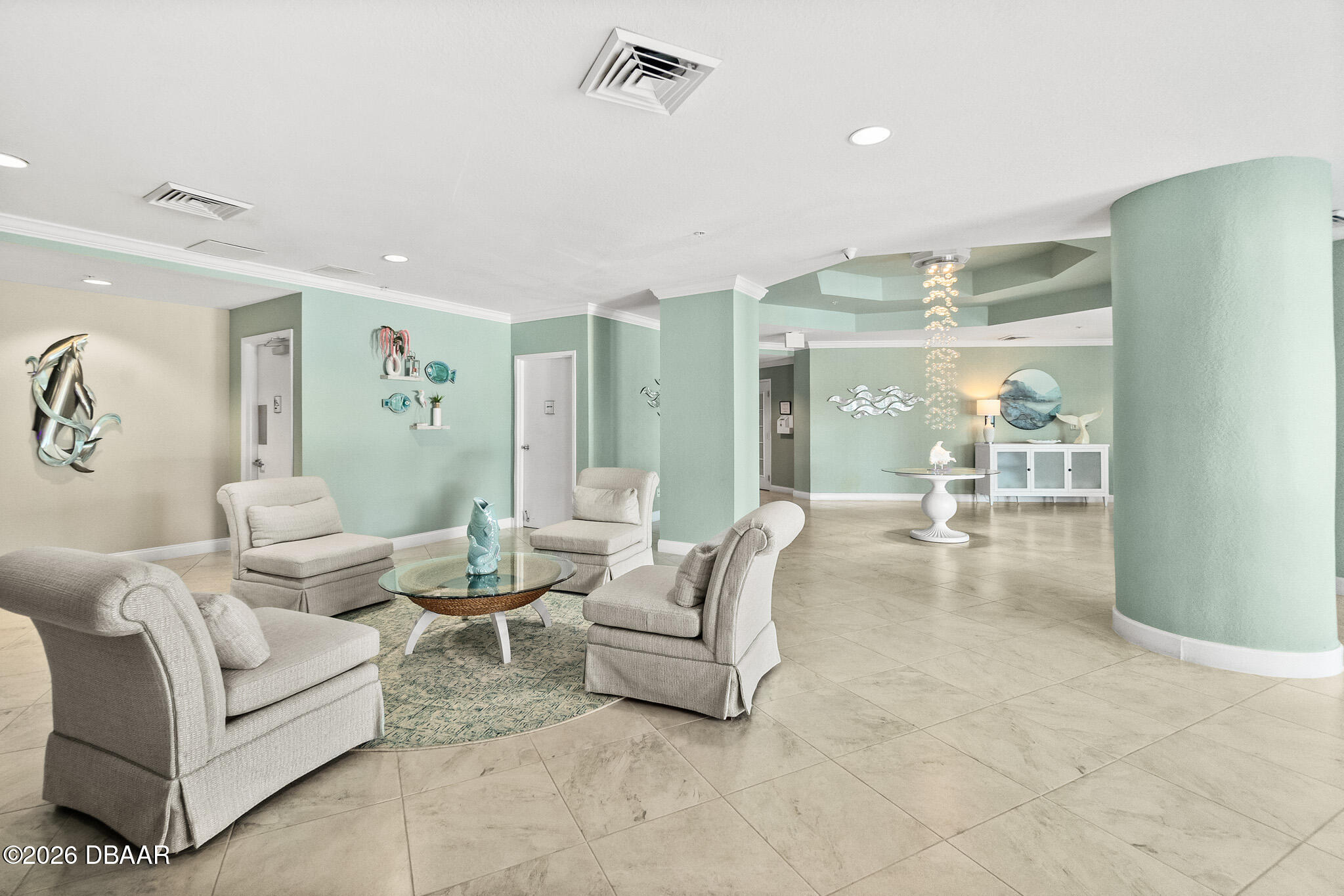 2 Oceans West Boulevard Unit: 1702