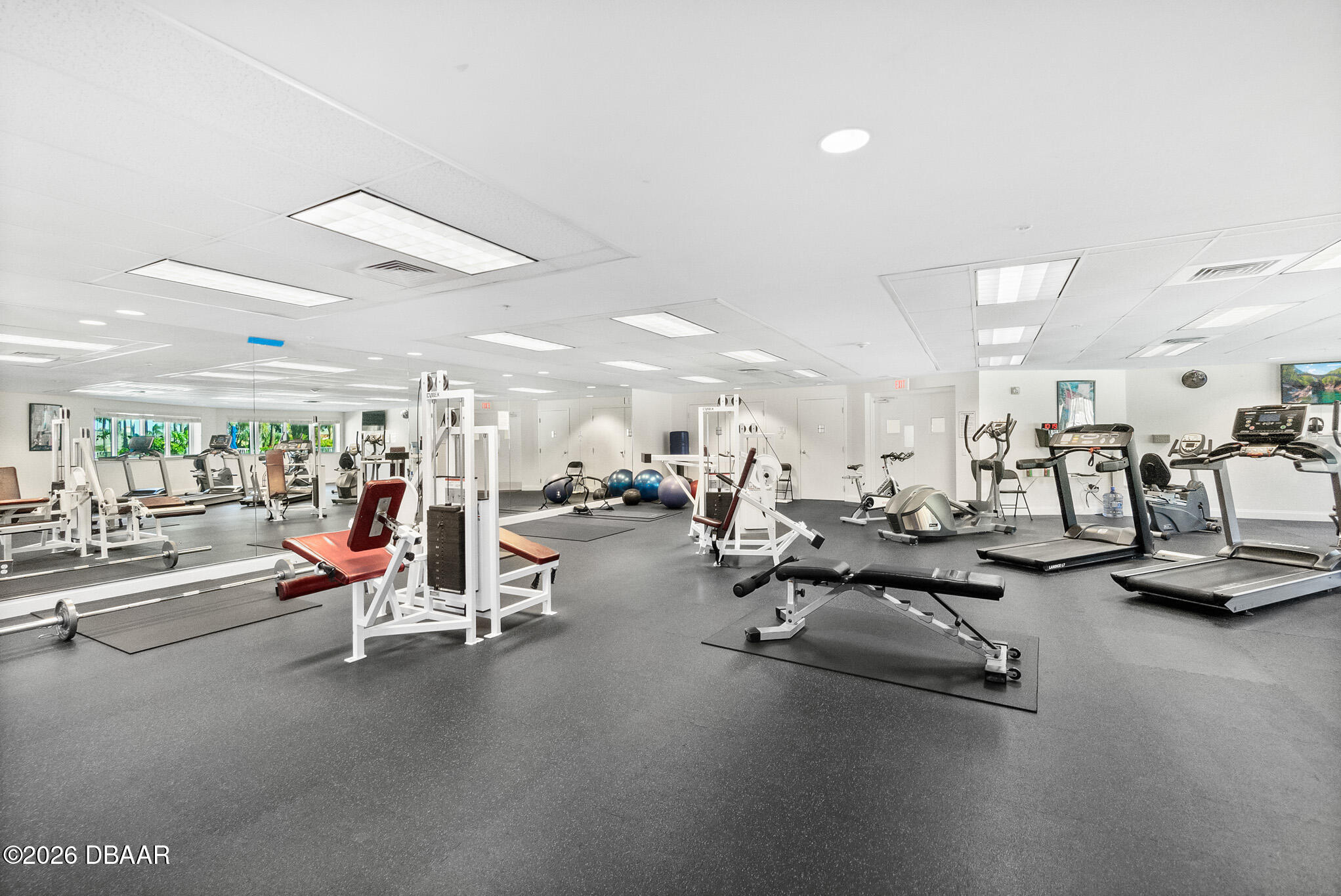 2 Oceans West Boulevard Unit: 1702