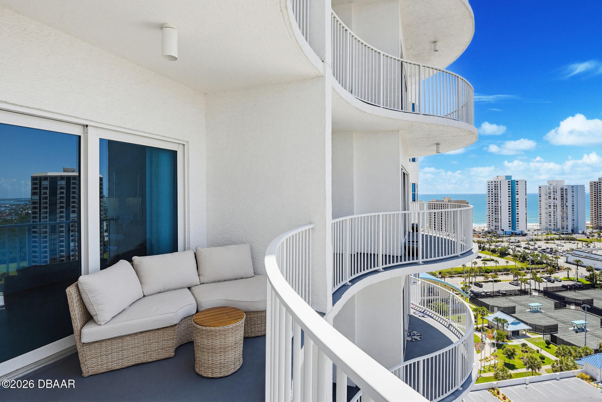 2 Oceans West Boulevard Unit: 1702