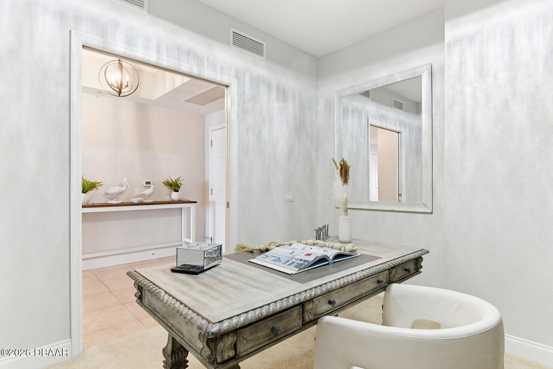 2 Oceans West Boulevard Unit: 1702
