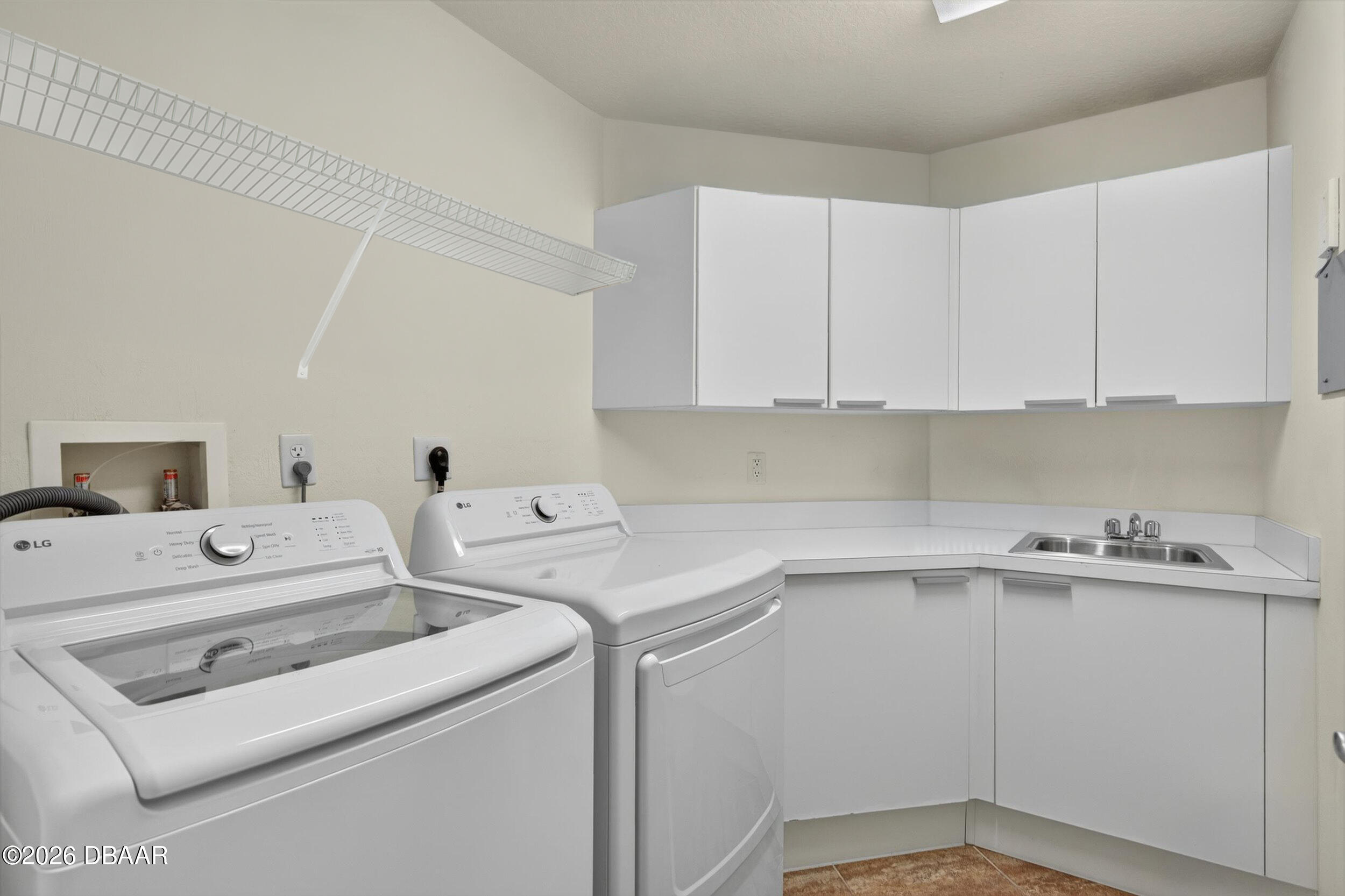 3245 S Atlantic Avenue Unit: 1002