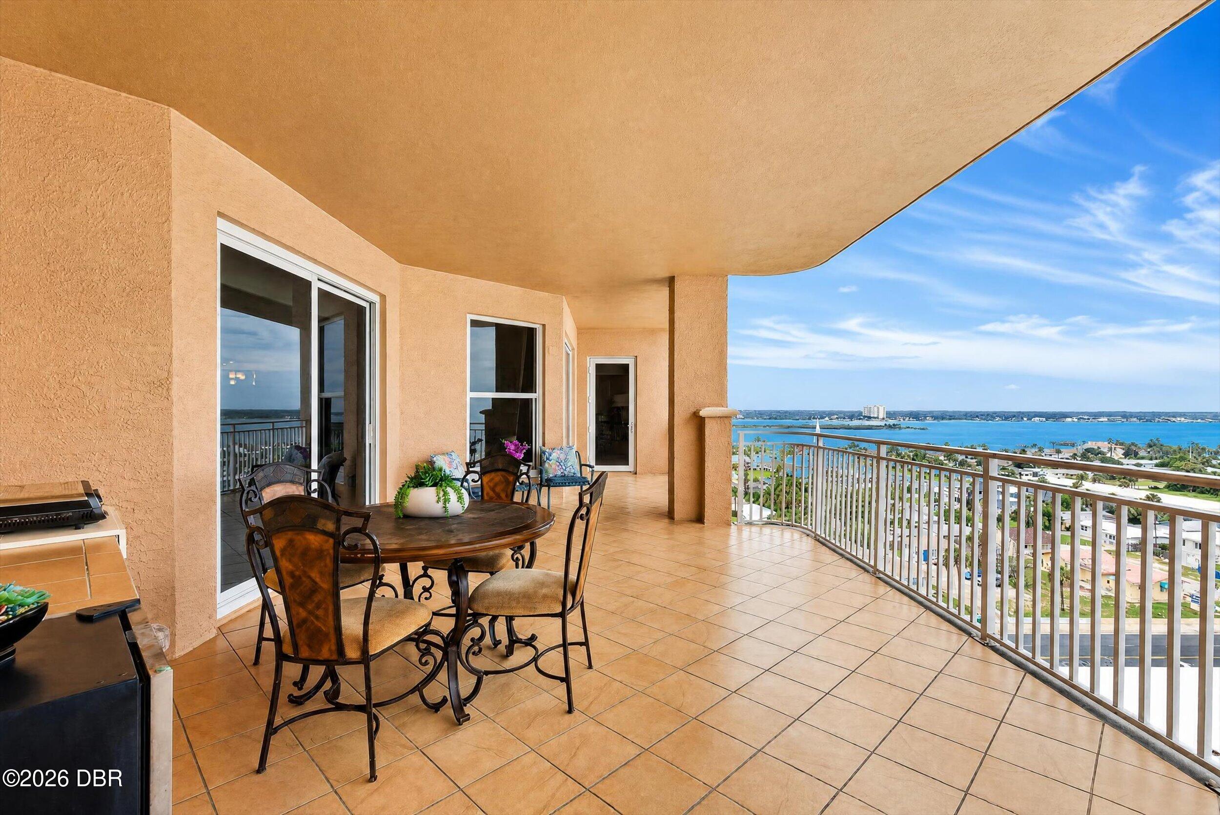3245 S Atlantic Avenue Unit: 1002