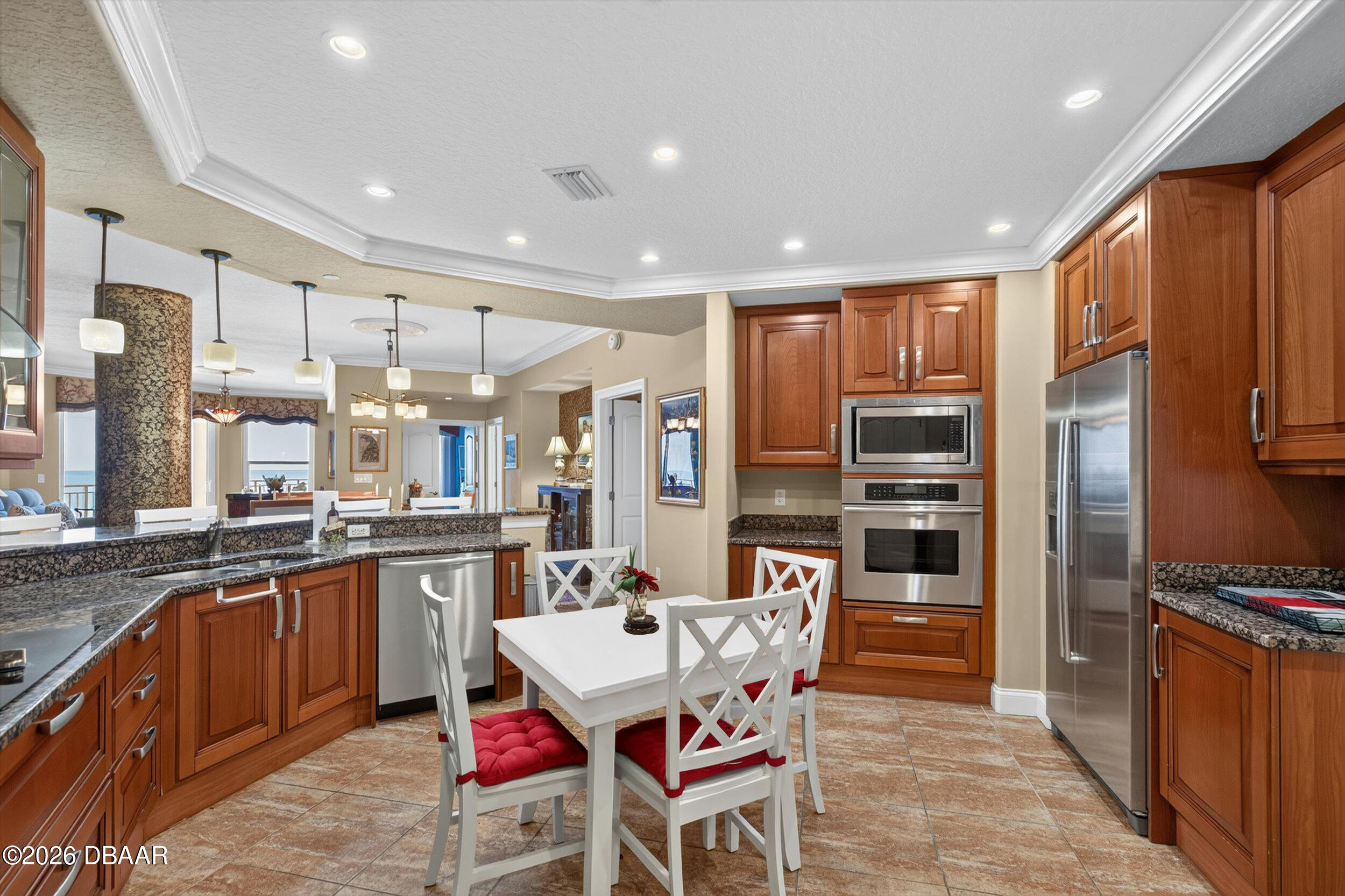 3245 S Atlantic Avenue Unit: 1002