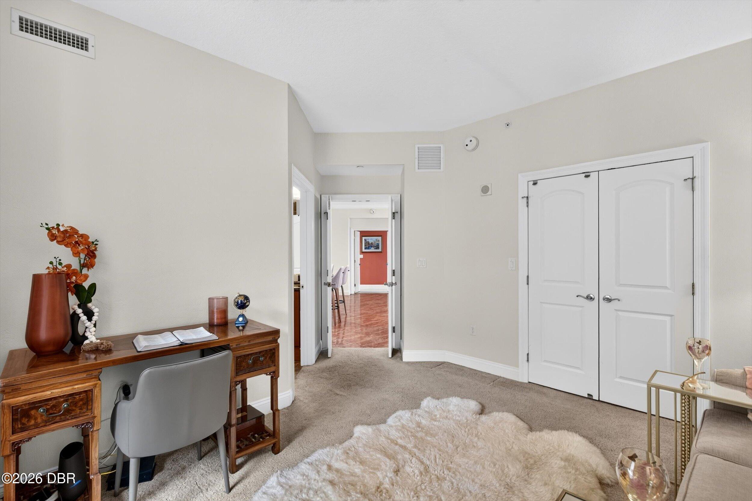 3245 S Atlantic Avenue Unit: 1002