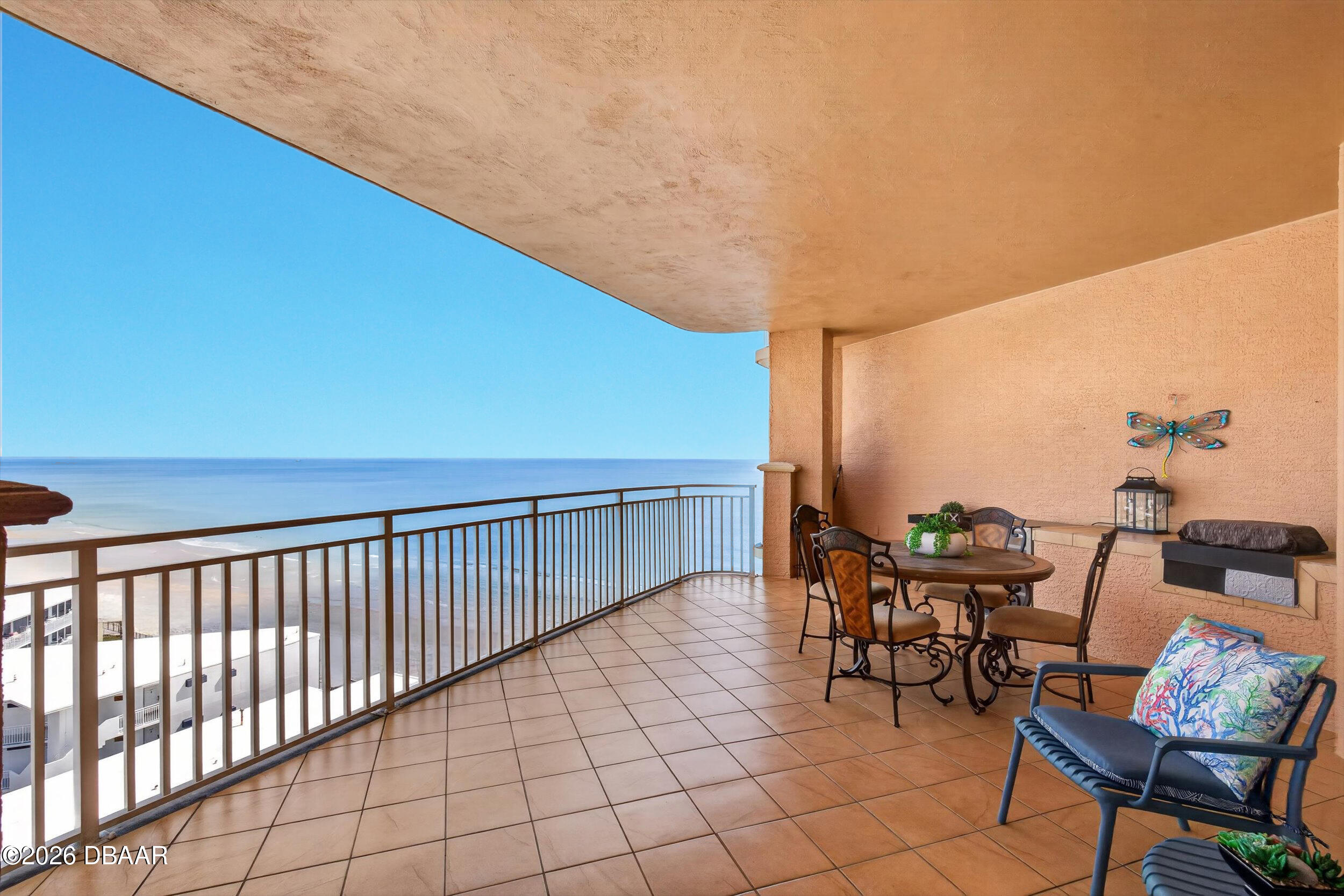 3245 S Atlantic Avenue Unit: 1002