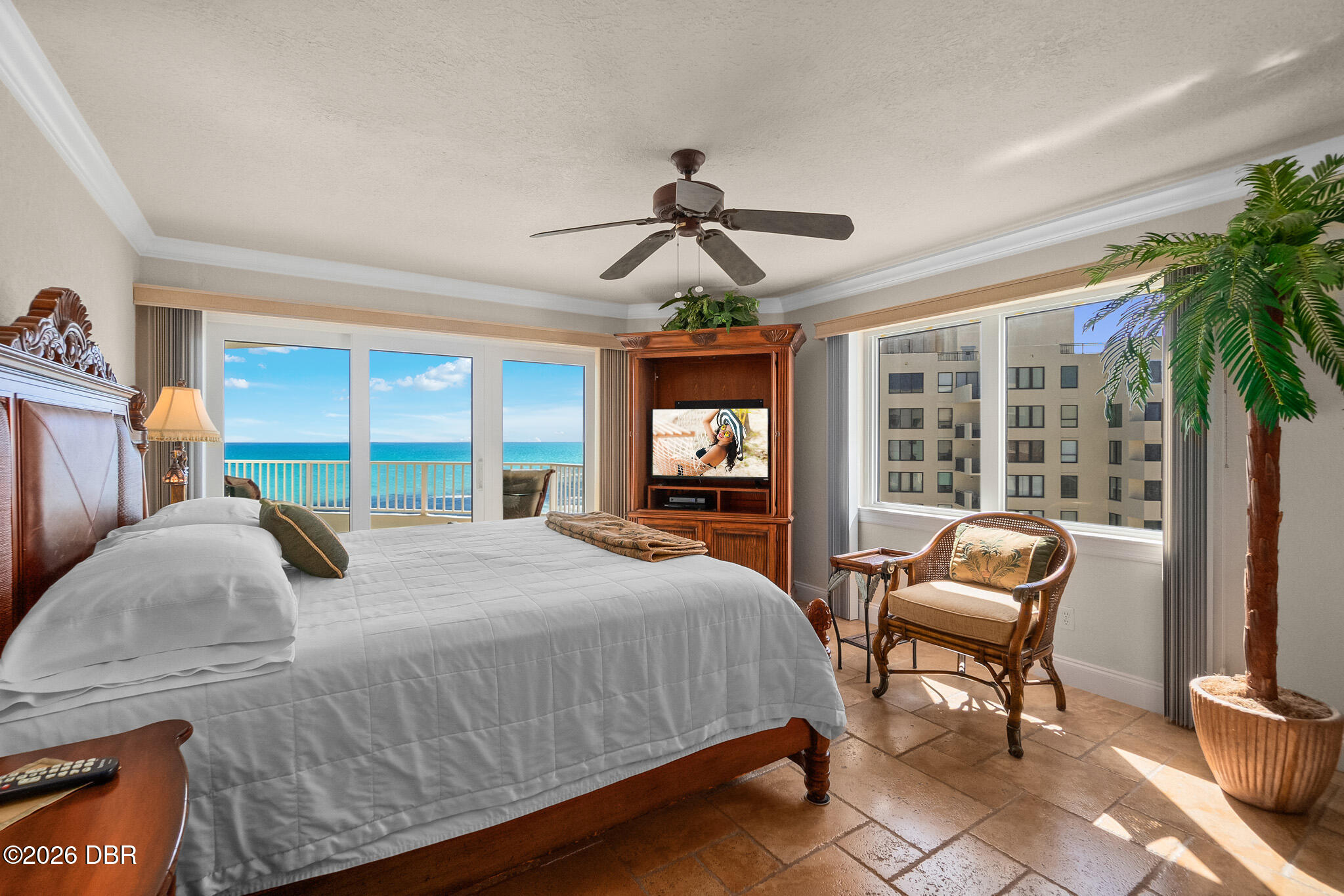 2937 S Atlantic Avenue Unit: 1907