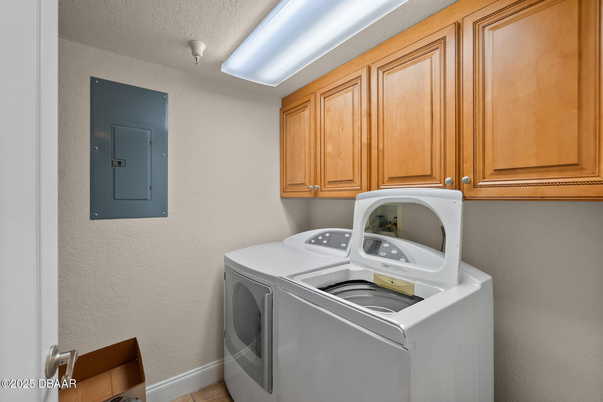 2937 S Atlantic Avenue Unit: 1907
