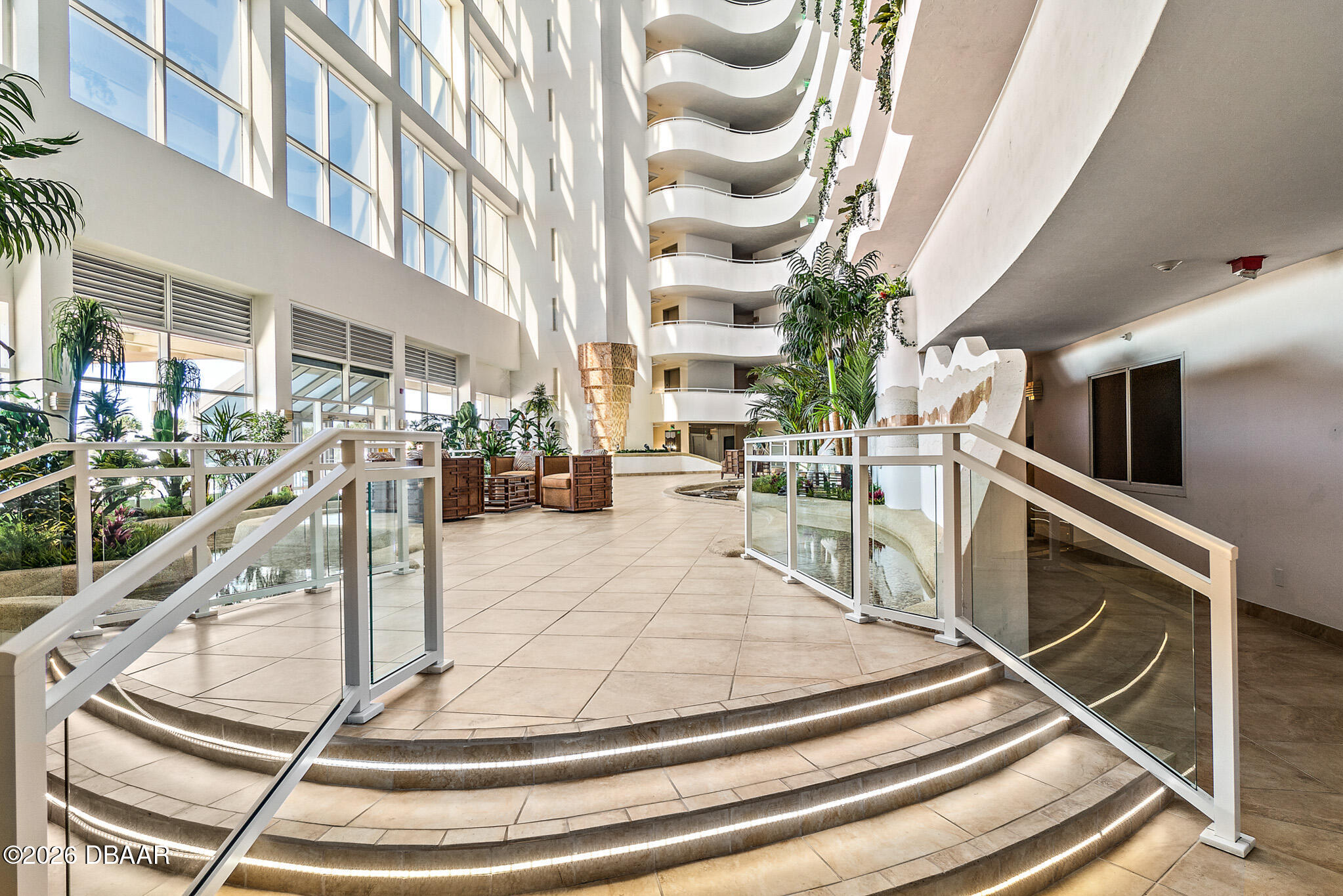 2545 S Atlantic Avenue Unit: 1804