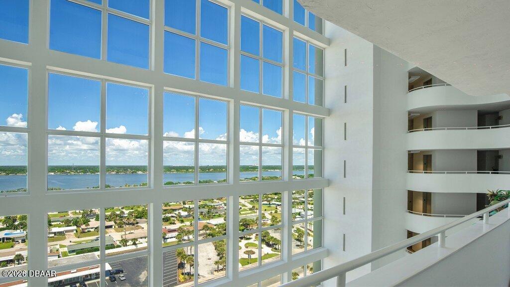 2545 S Atlantic Avenue Unit: 1804