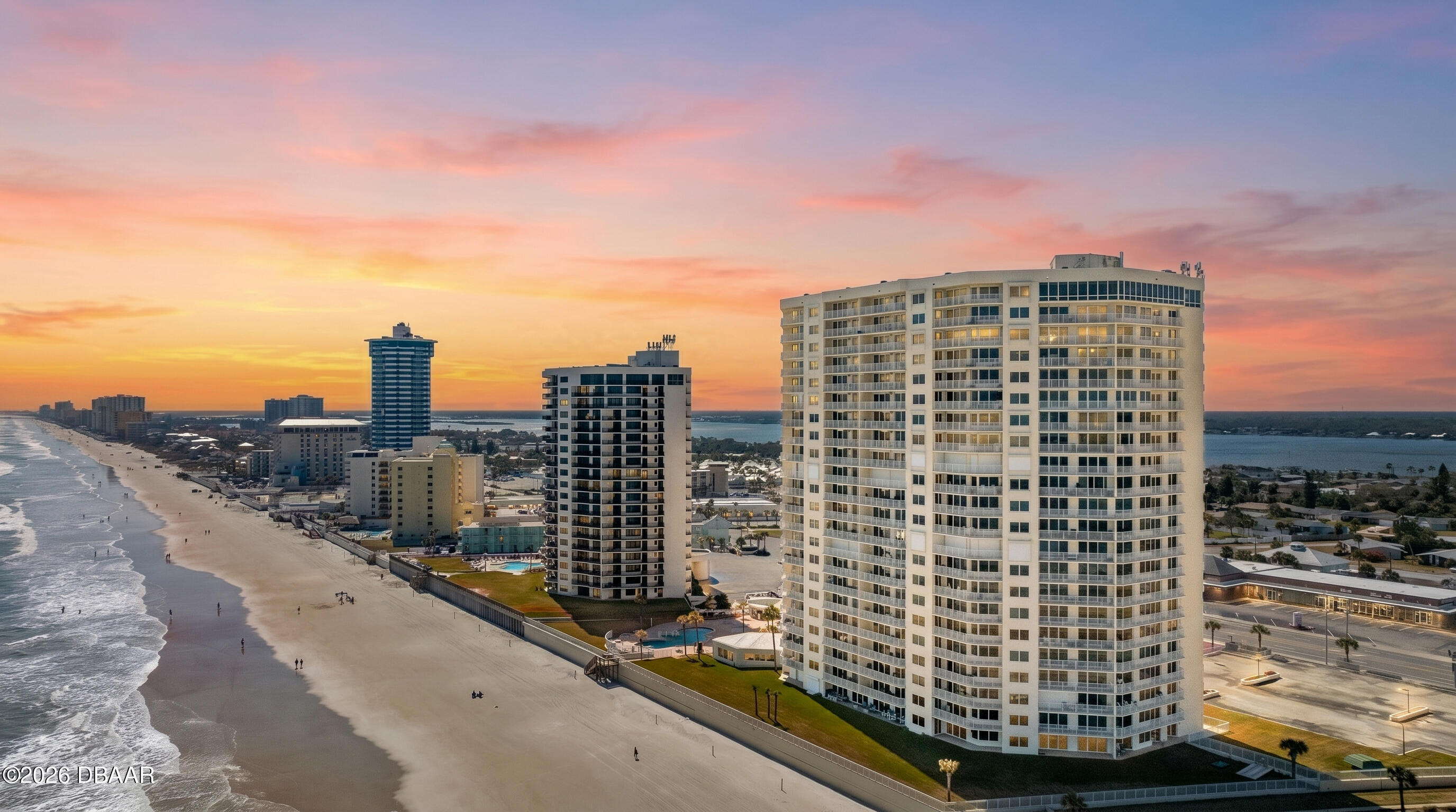 2545 S Atlantic Avenue Unit: 1804