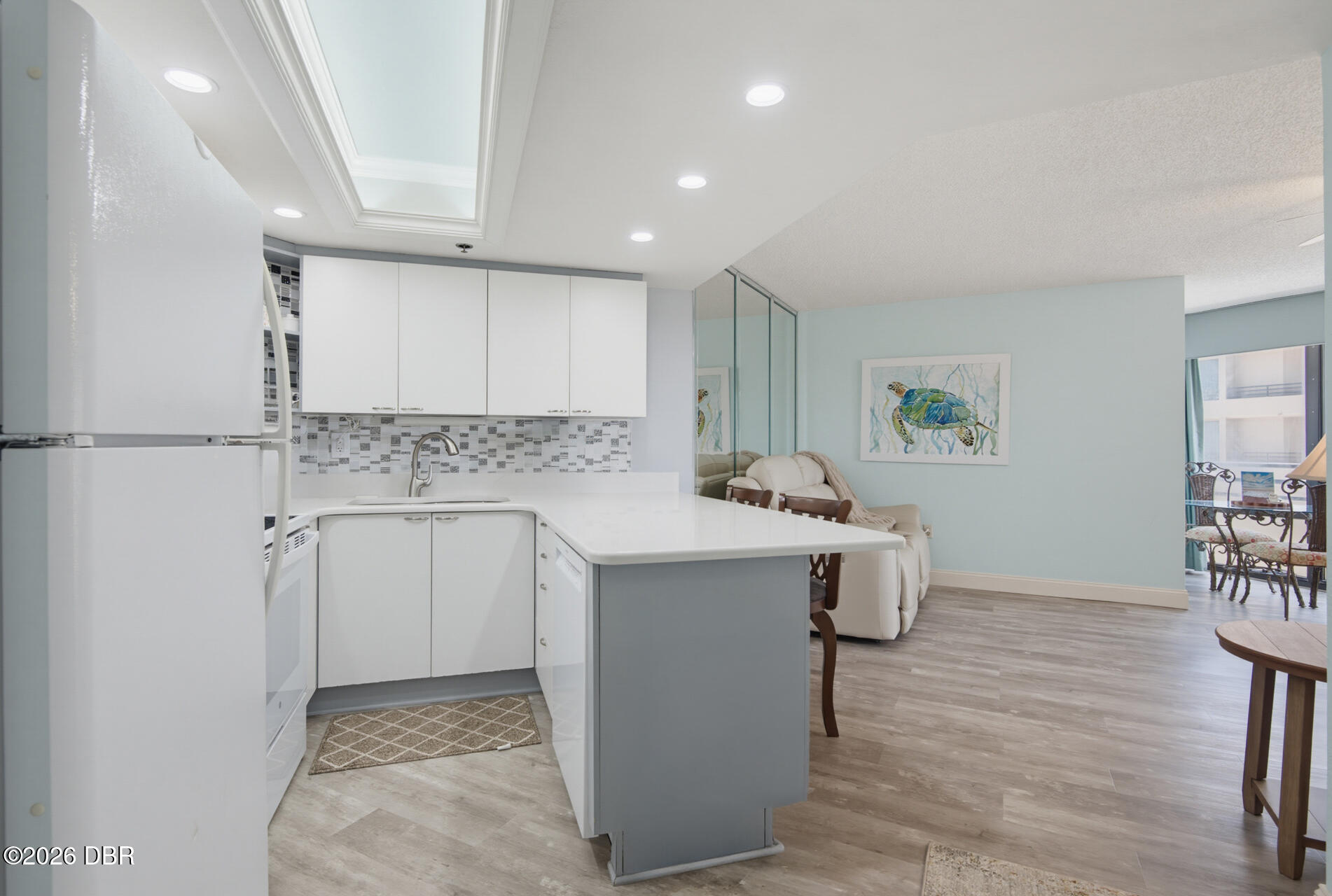 3013 S Atlantic Avenue Unit: 902