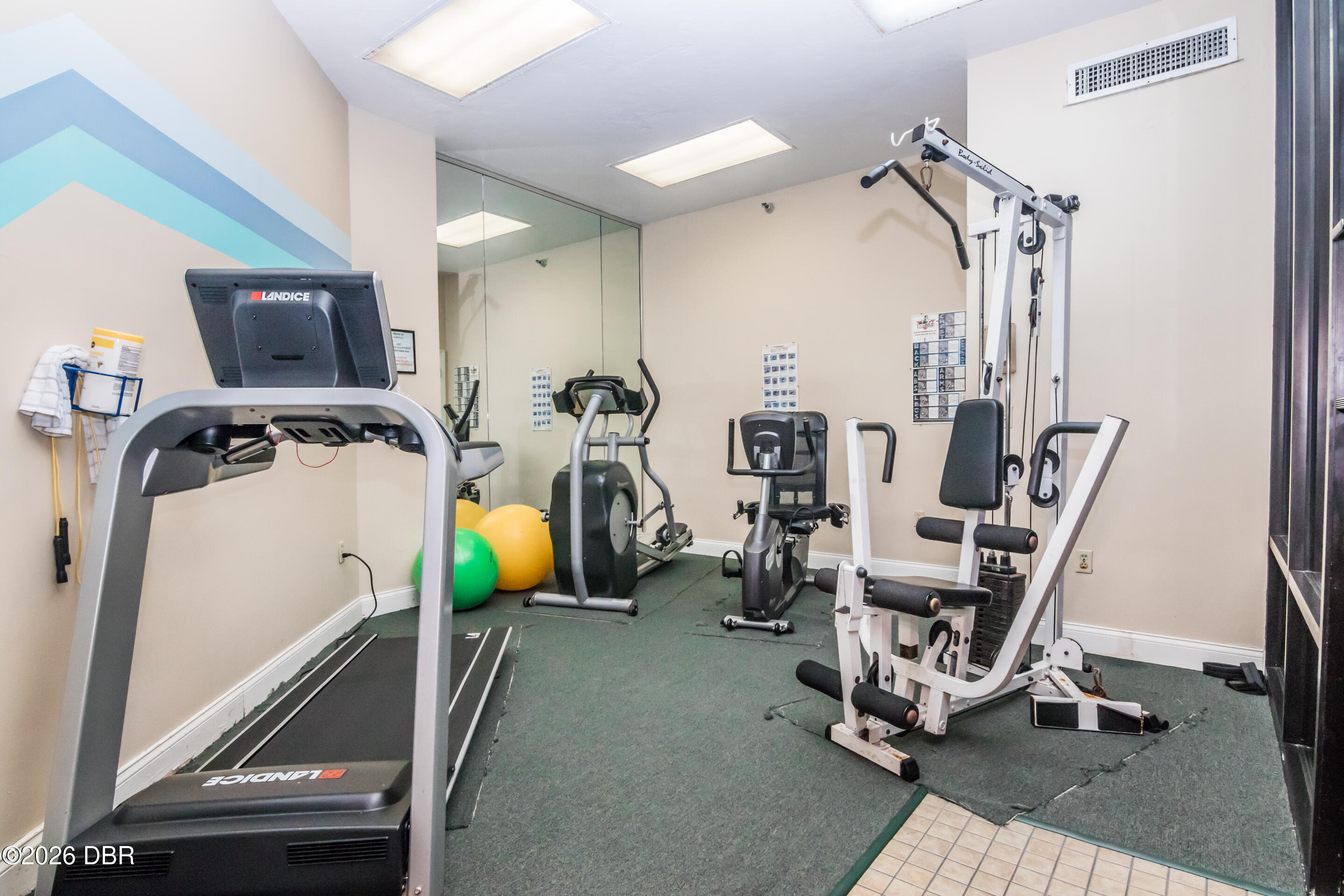 3013 S Atlantic Avenue Unit: 902