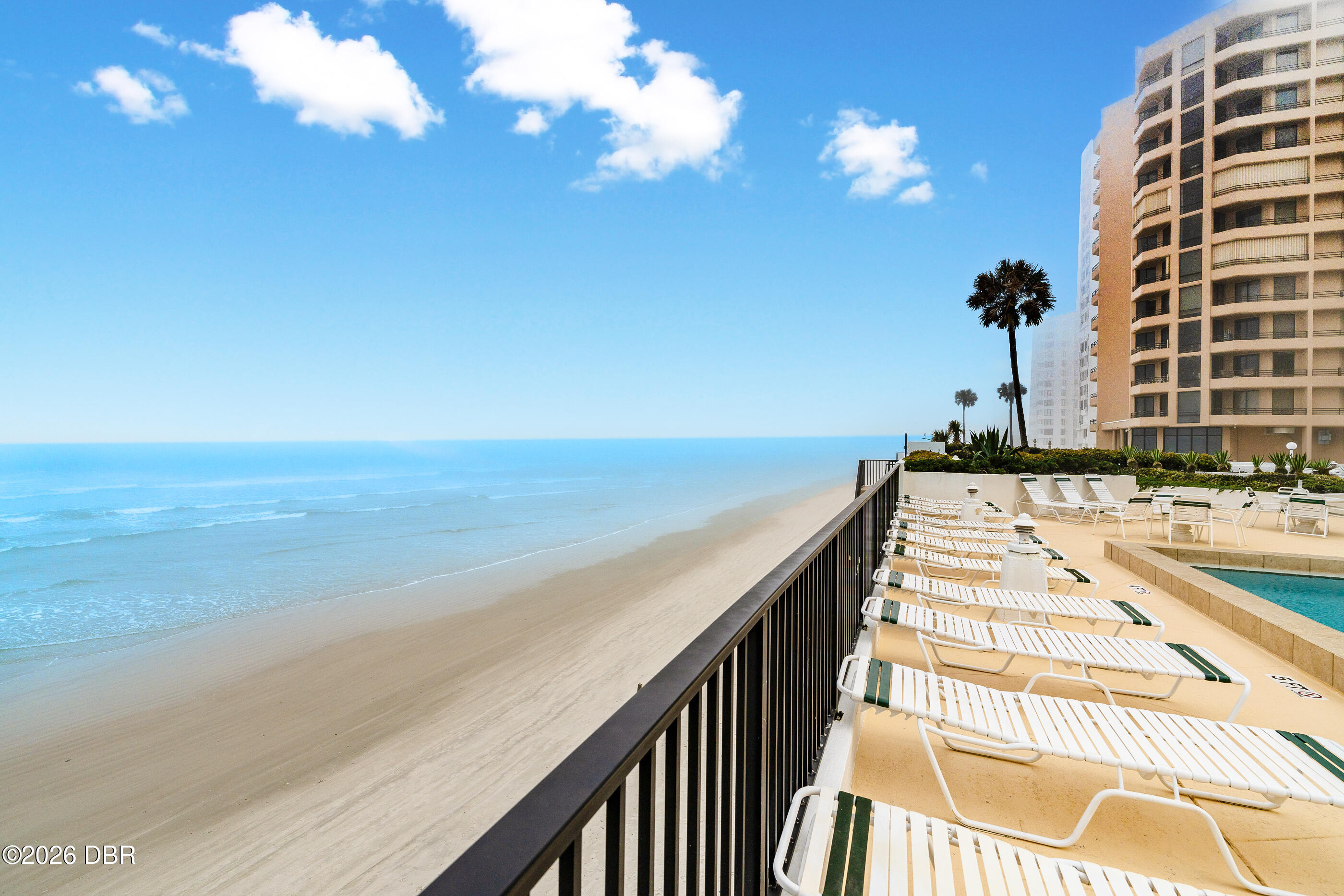 3013 S Atlantic Avenue Unit: 902