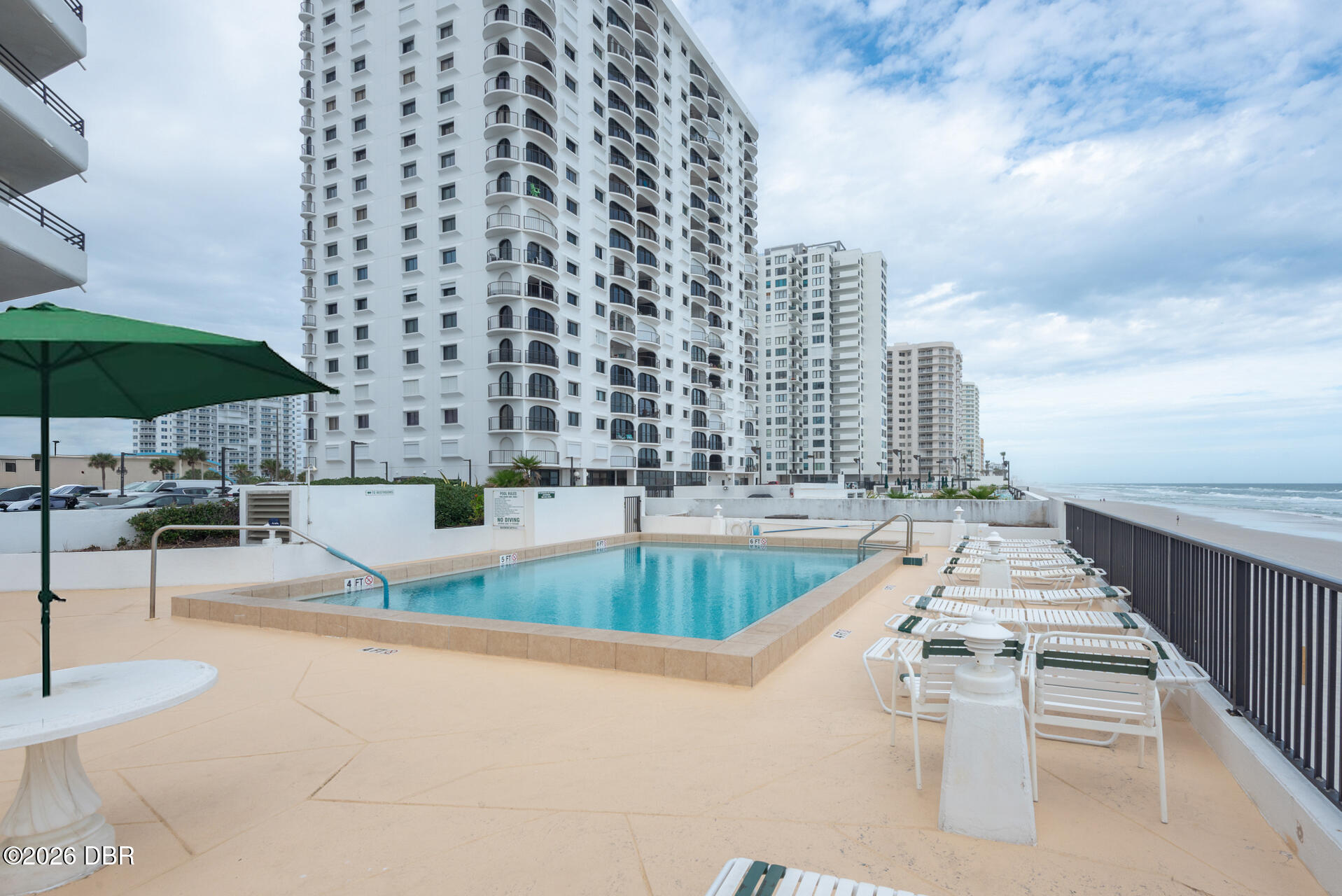 3013 S Atlantic Avenue Unit: 902