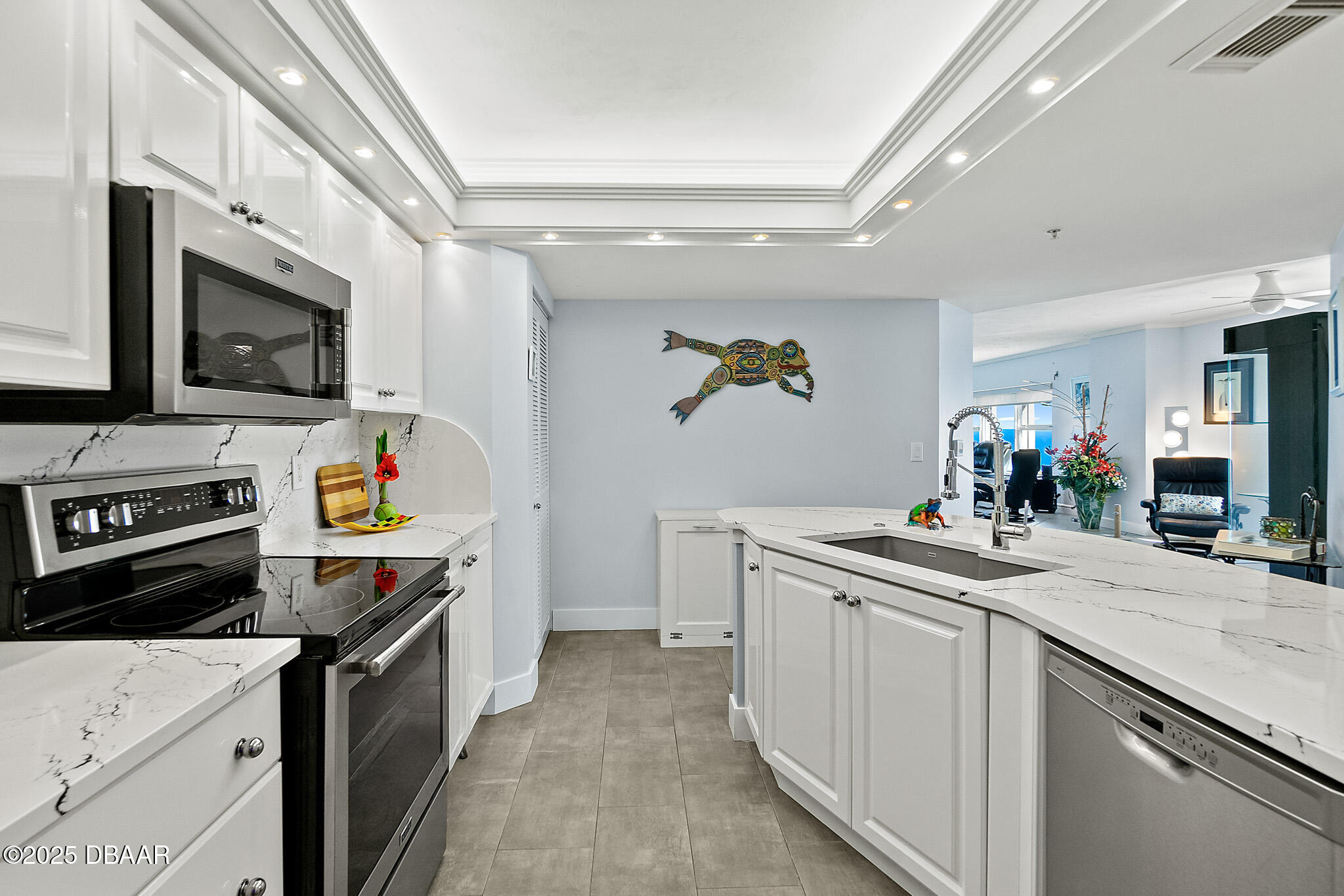 3425 S Atlantic Avenue 1206